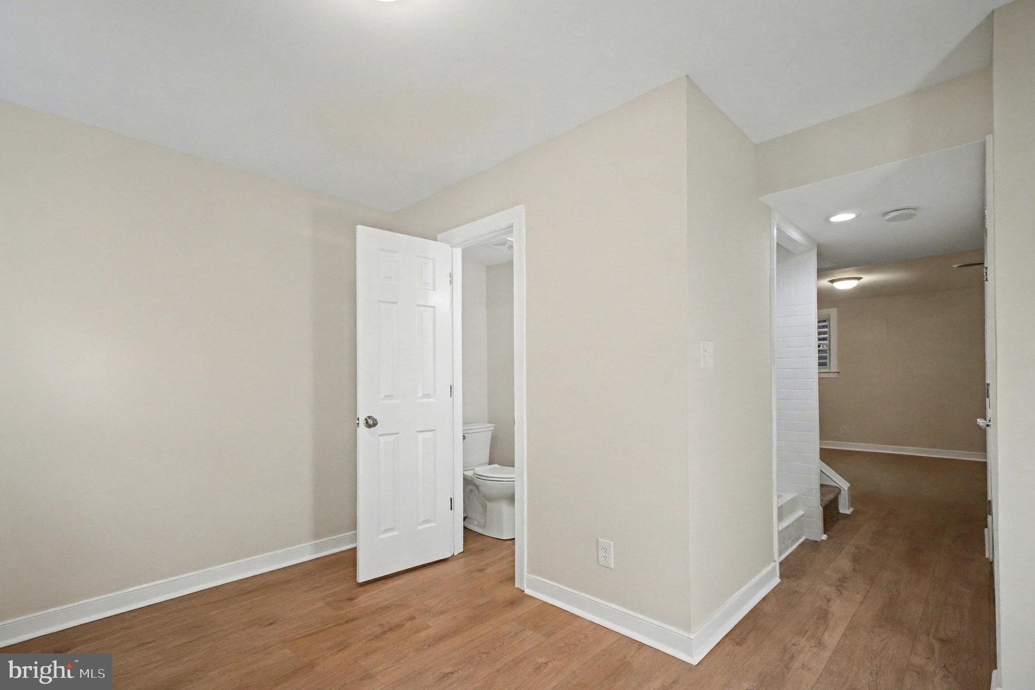 COLLEGE HILL TOWNHOMES - Residential