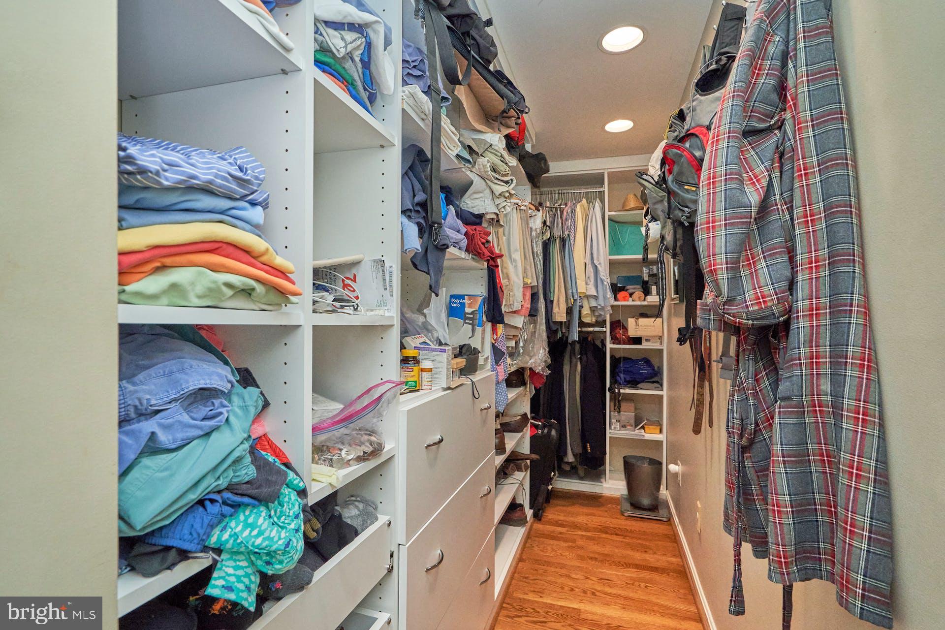 LYNWOOD - Residential