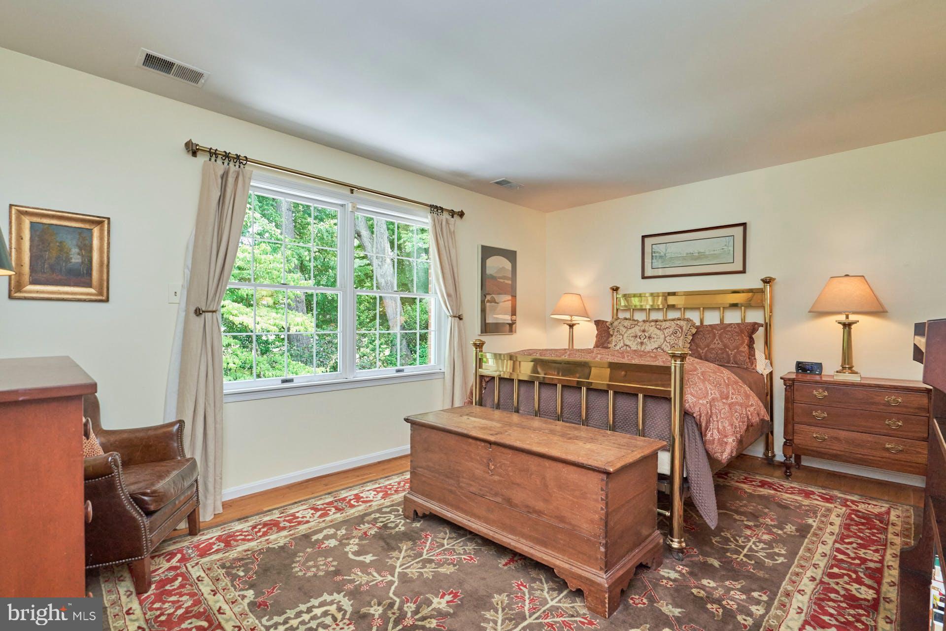 LYNWOOD - Residential