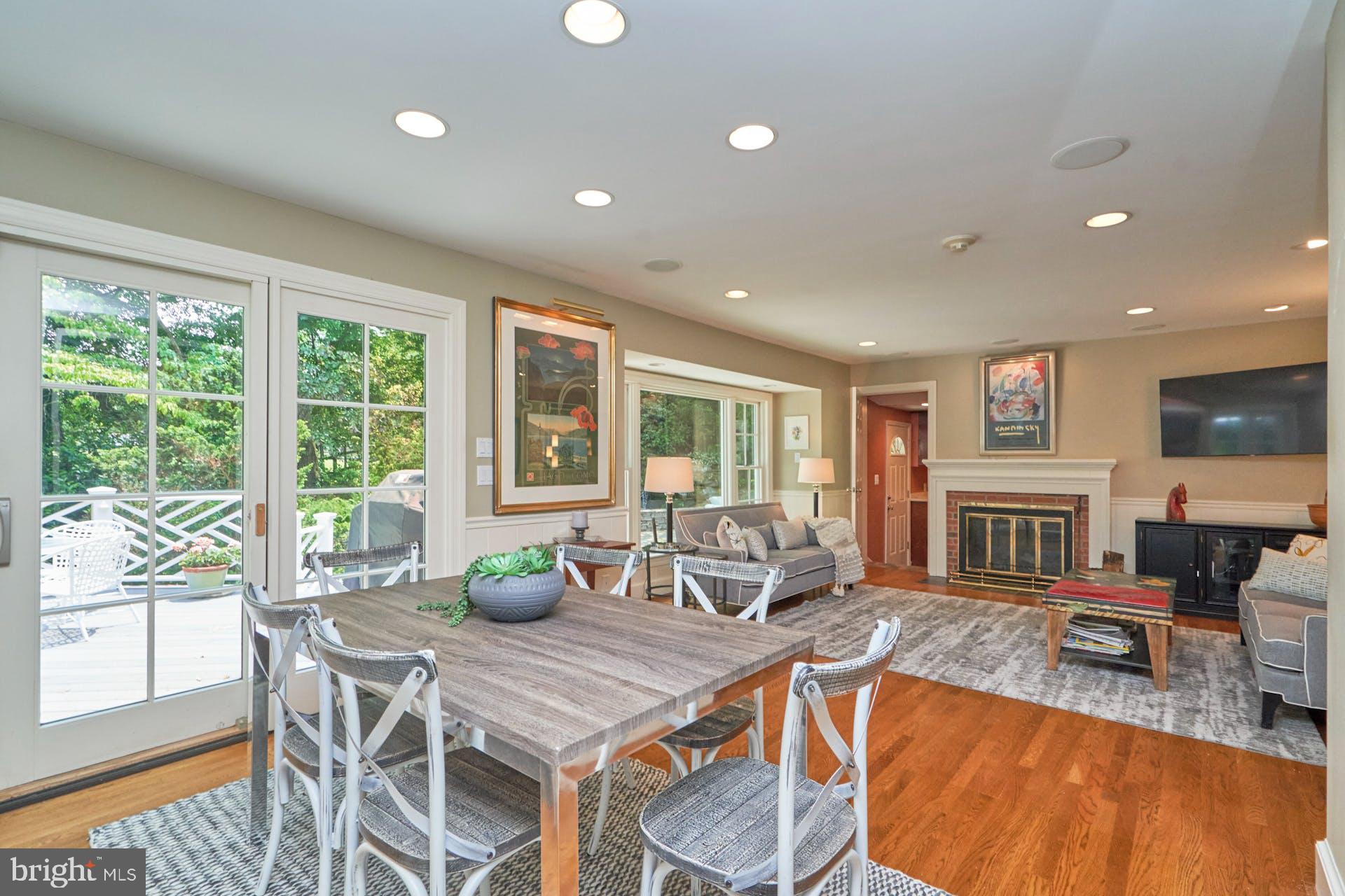 LYNWOOD - Residential