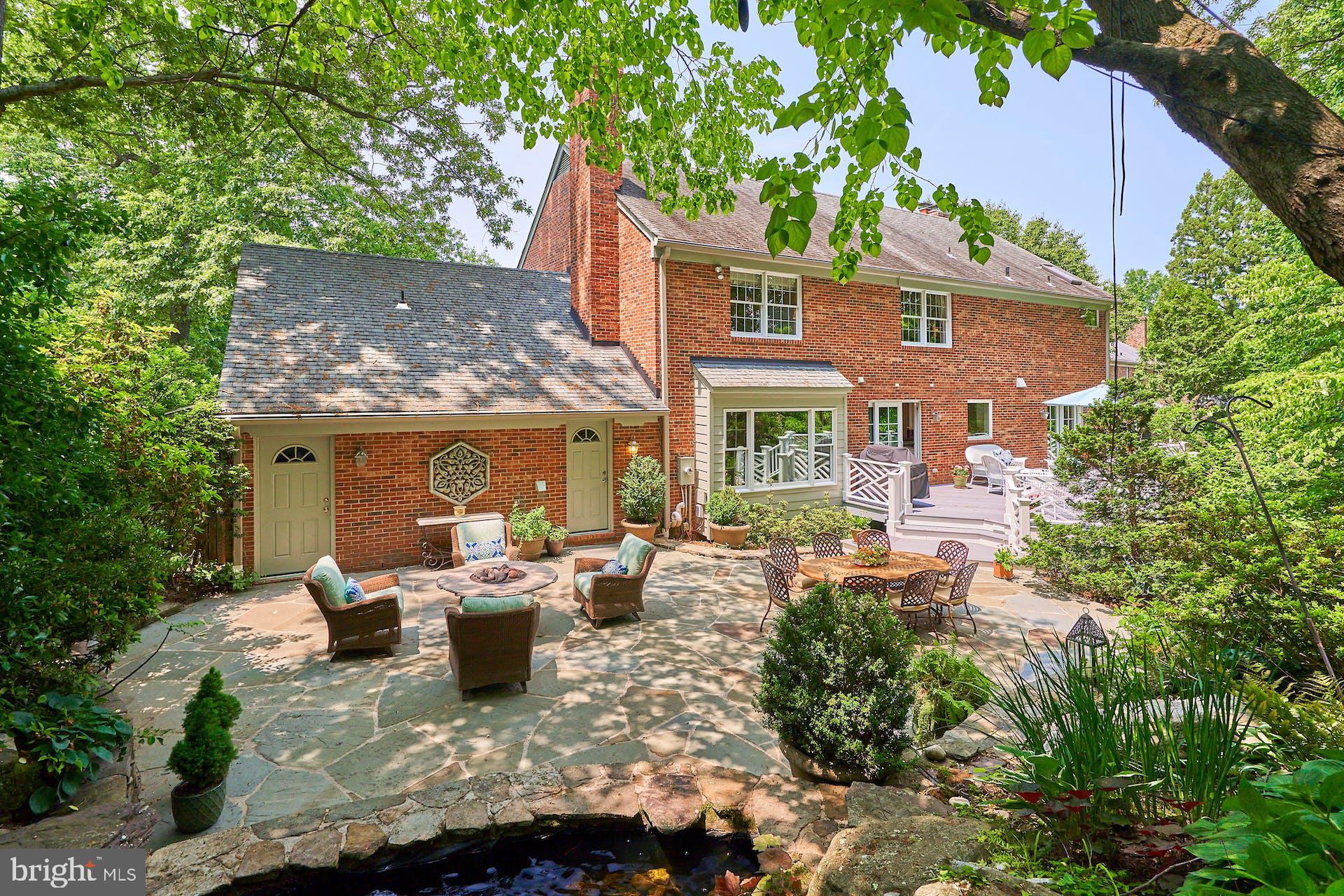 LYNWOOD - Residential