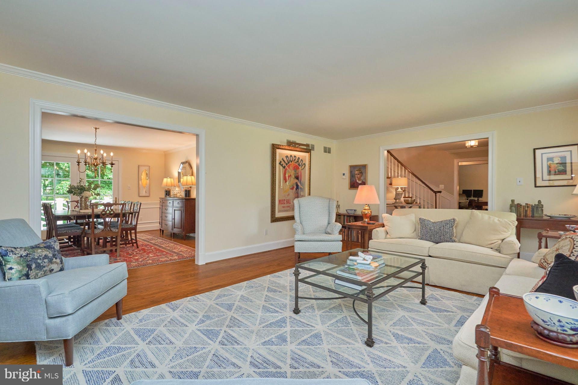 LYNWOOD - Residential