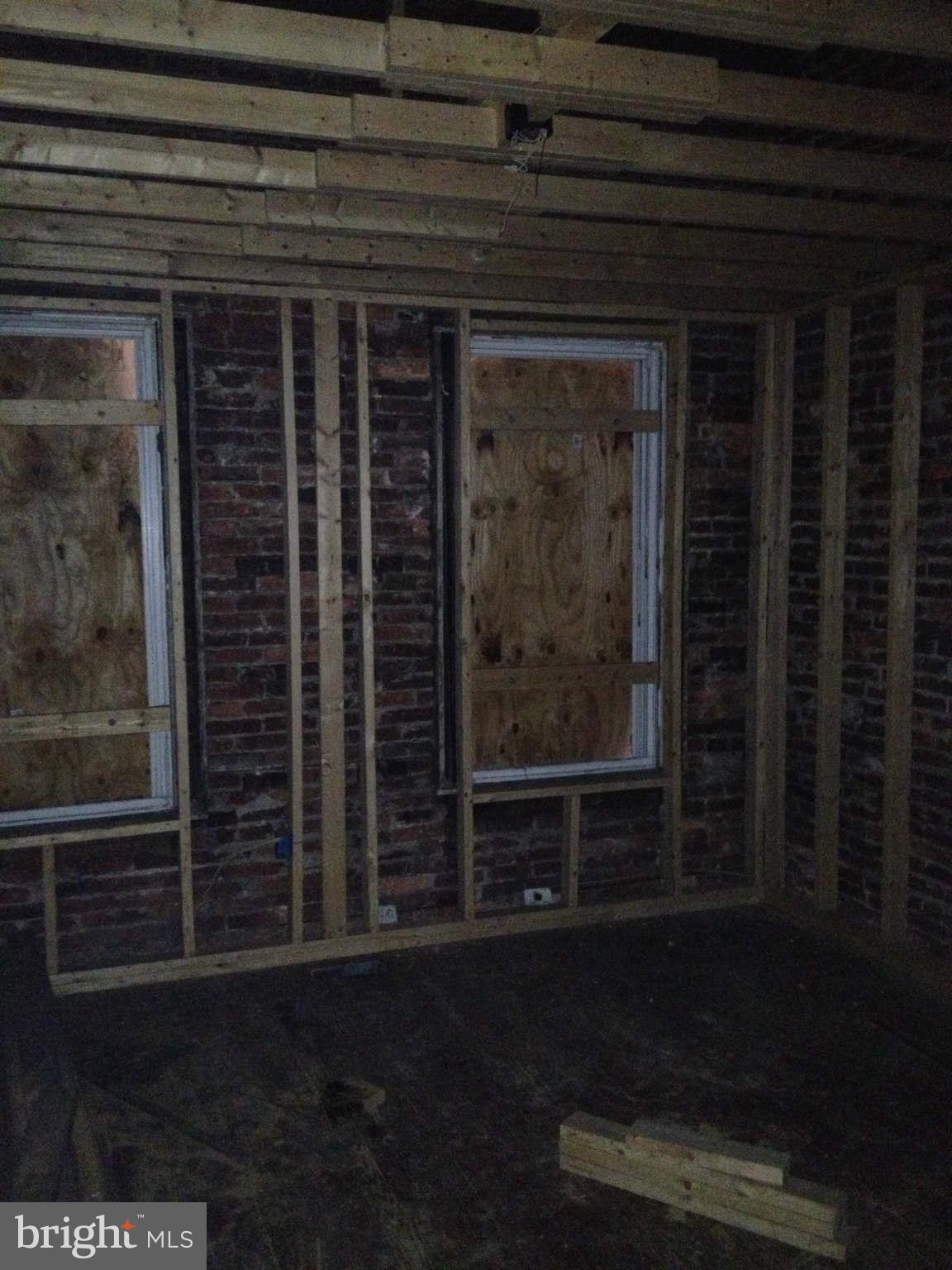 COLD SPRING NEWTOWN - Residential