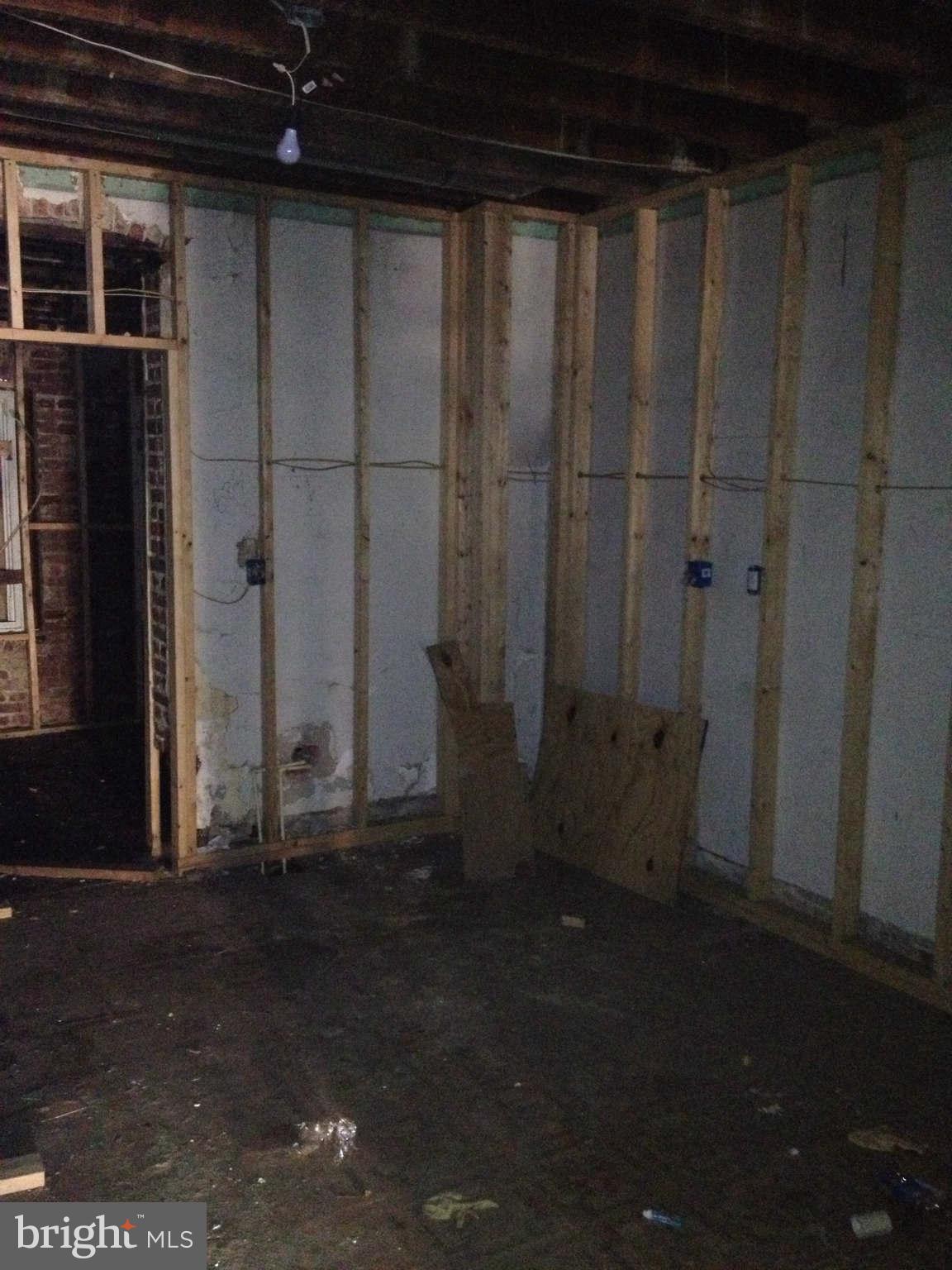 COLD SPRING NEWTOWN - Residential