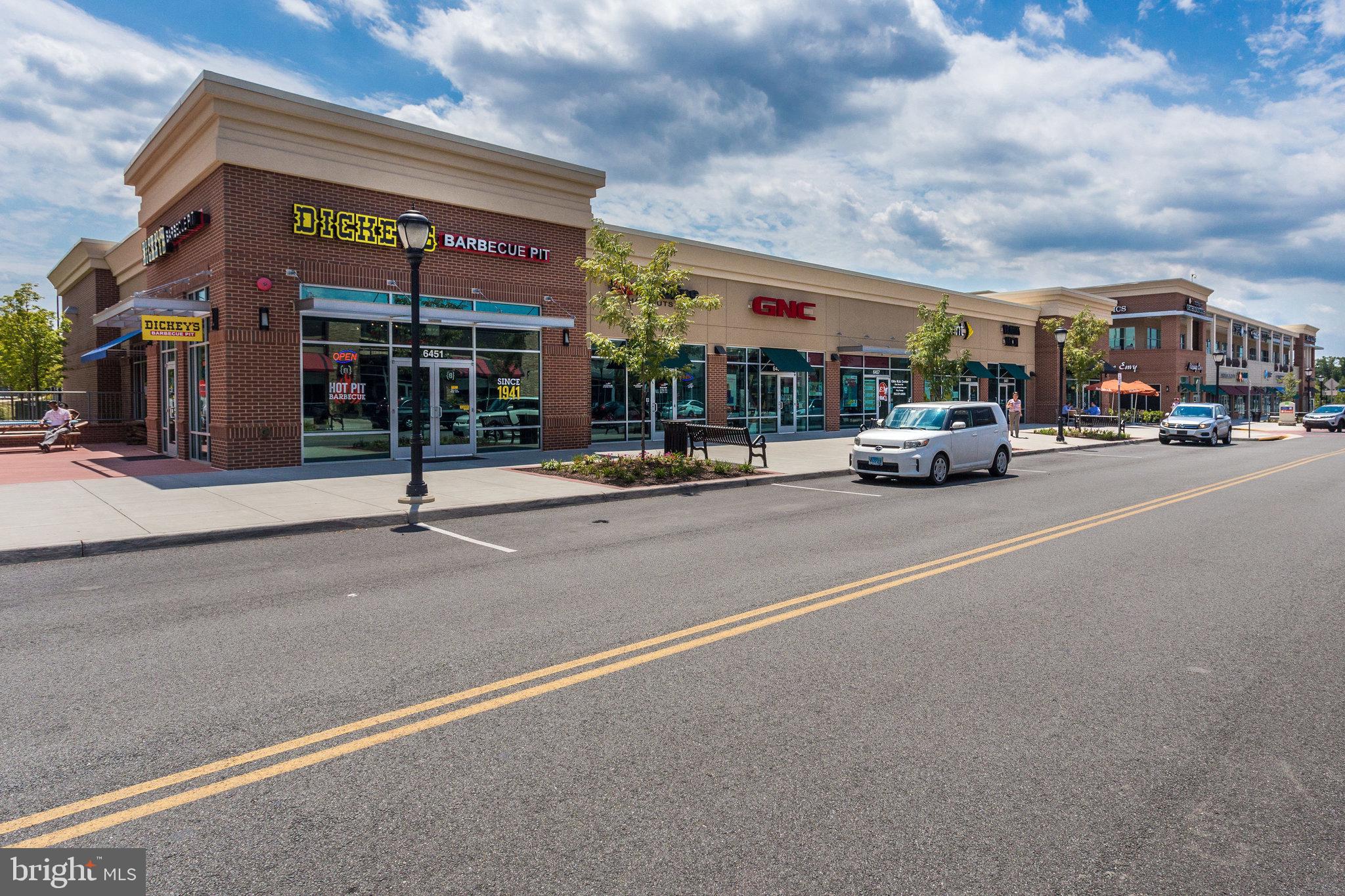 LANSDOWNE ON THE POTOMAC - Residential