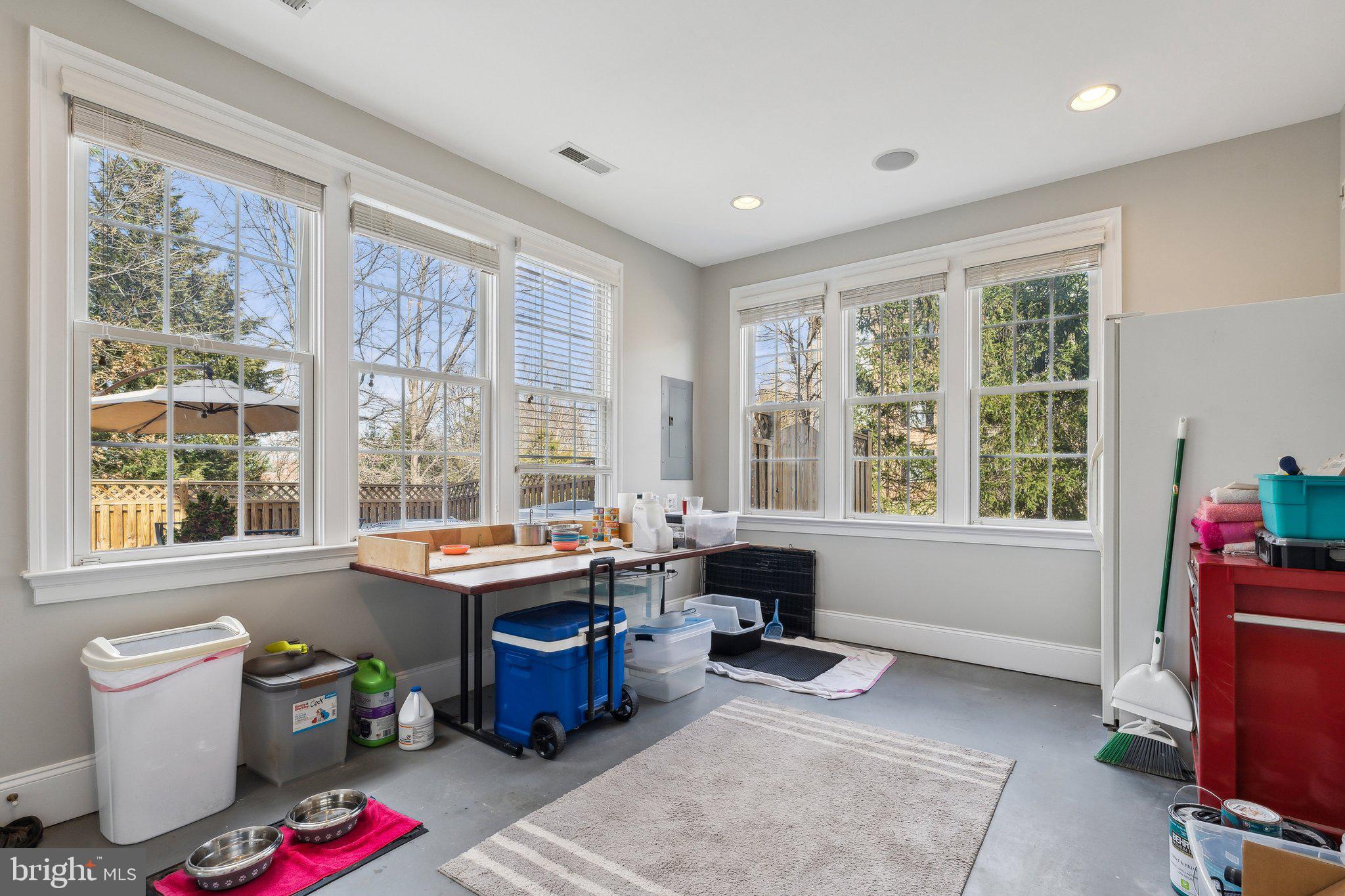 LANSDOWNE ON THE POTOMAC - Residential