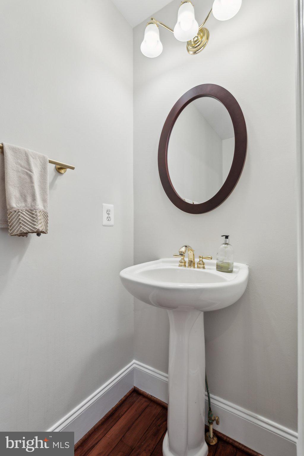 LANSDOWNE ON THE POTOMAC - Residential