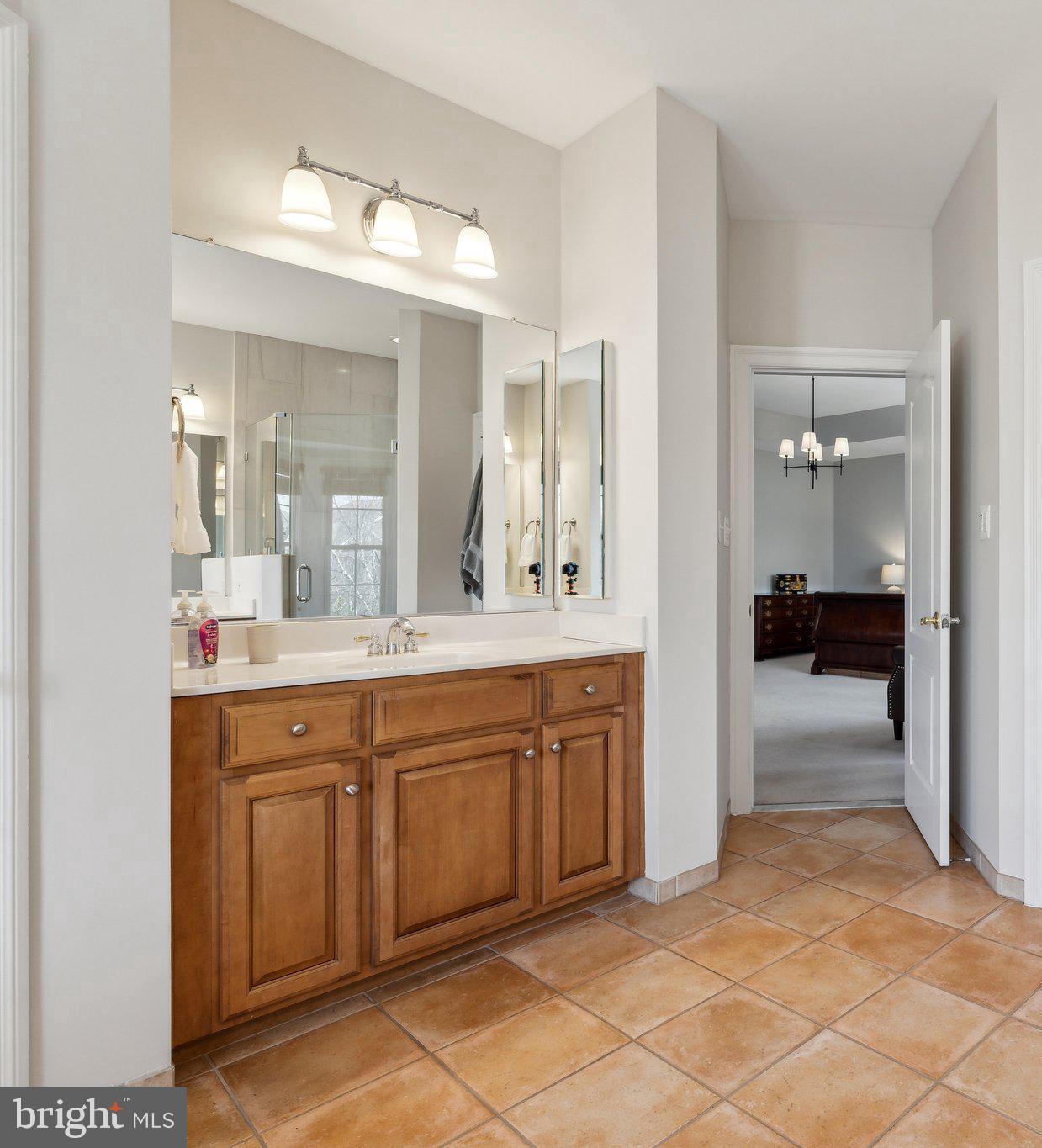 LANSDOWNE ON THE POTOMAC - Residential