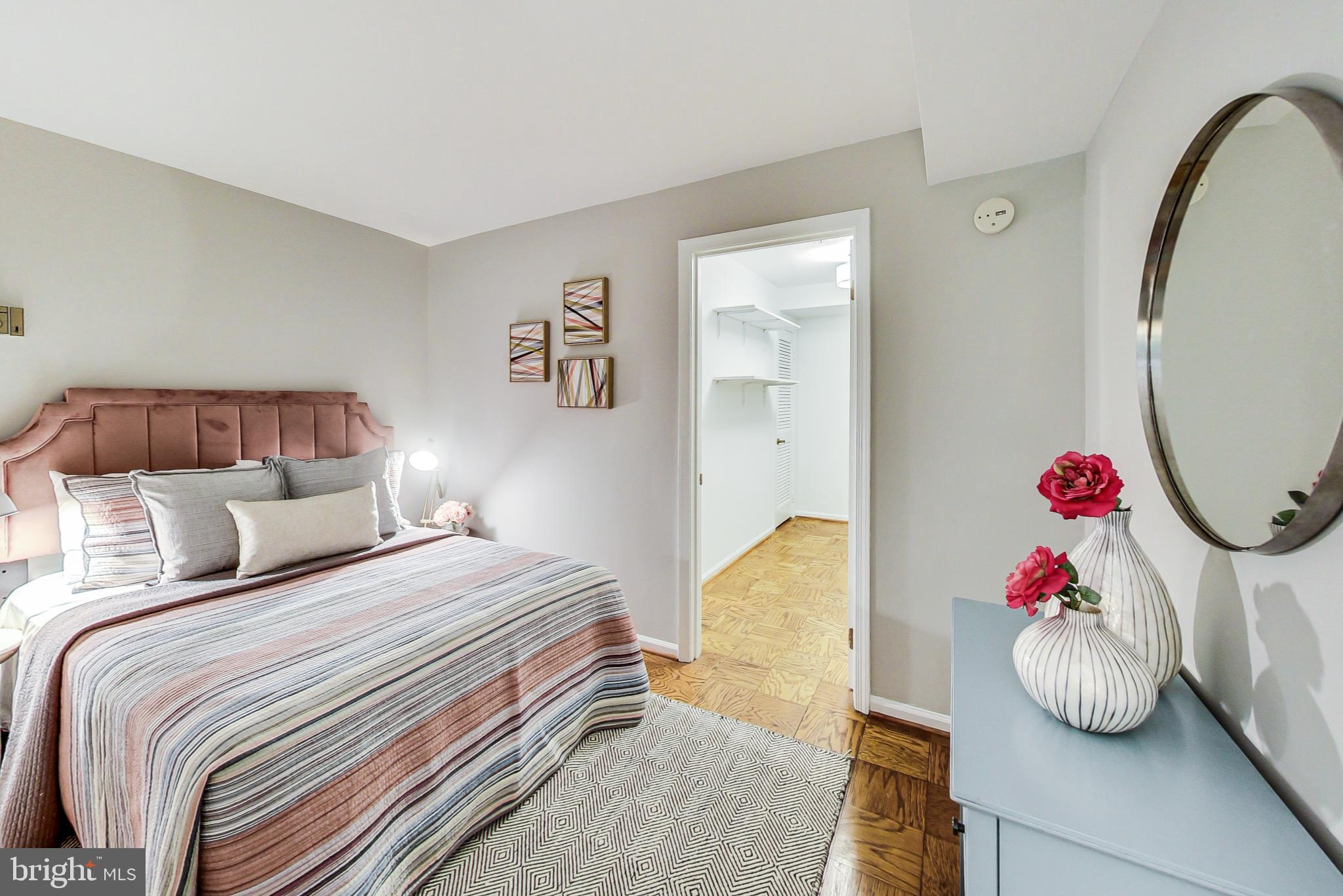 WOODSIDE VILLAGE - Residential