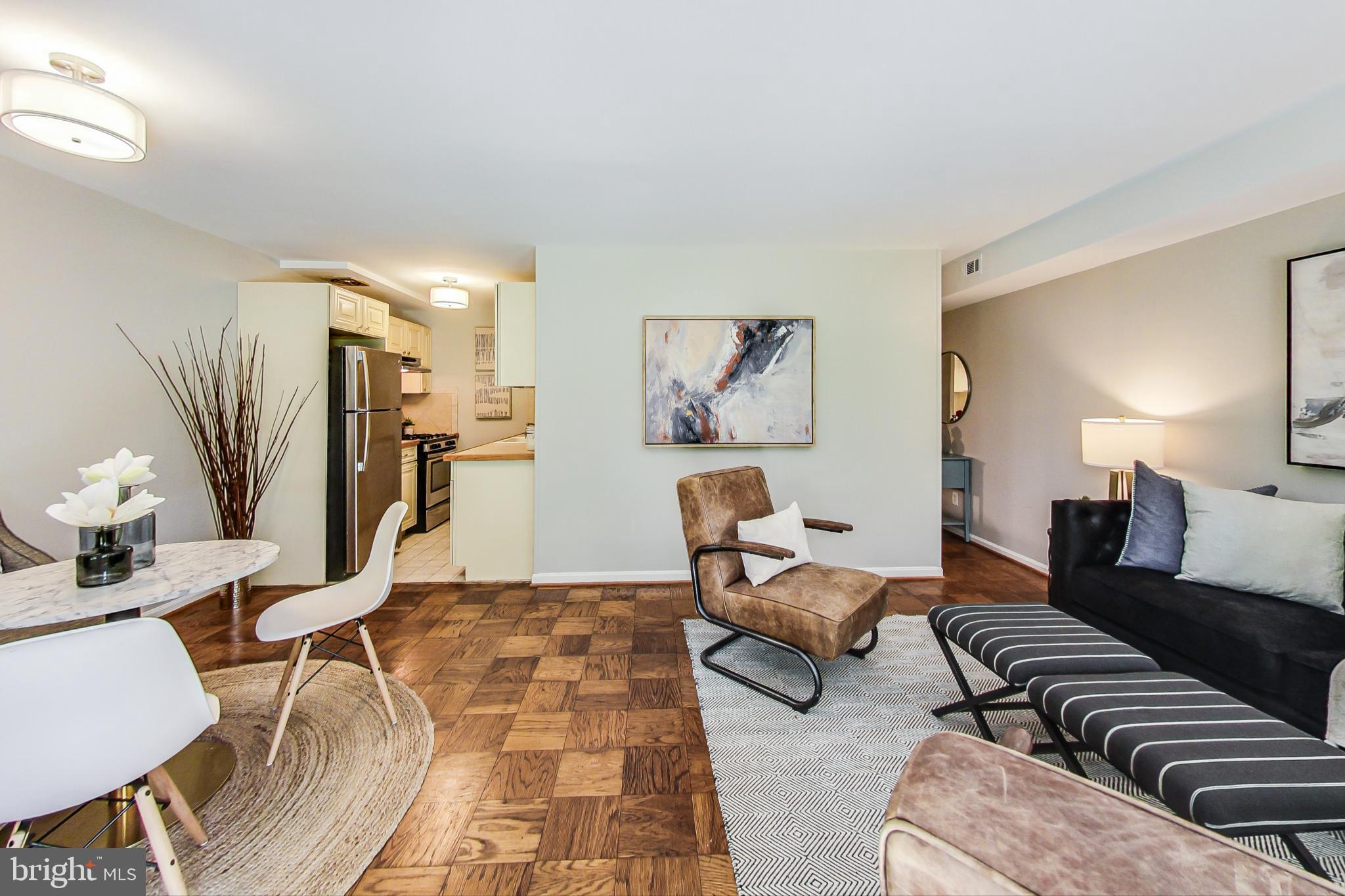 WOODSIDE VILLAGE - Residential