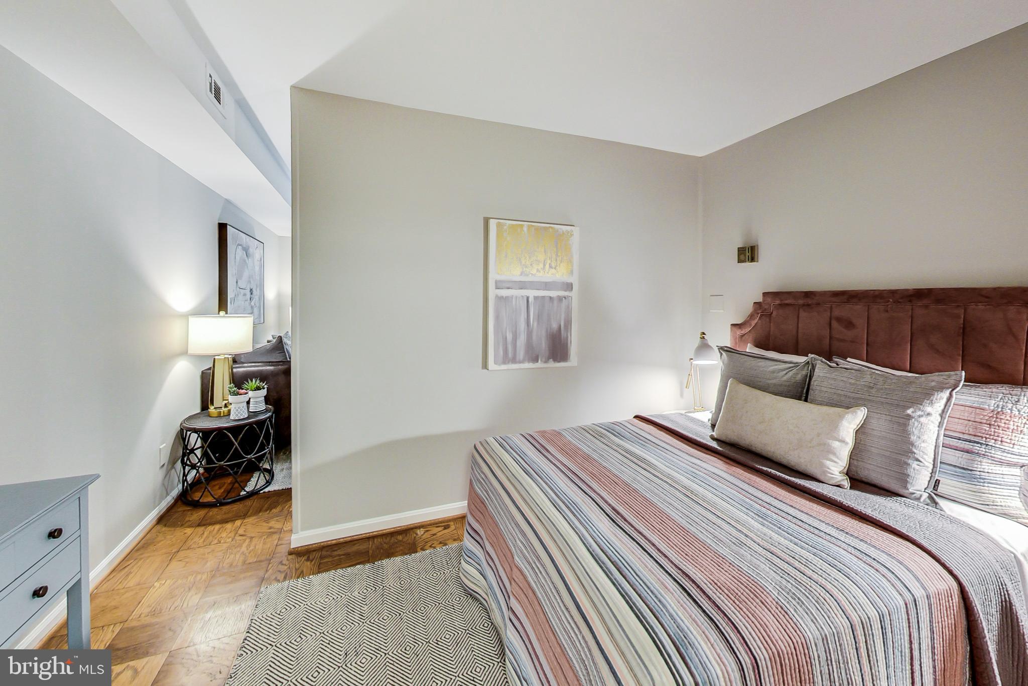 WOODSIDE VILLAGE - Residential