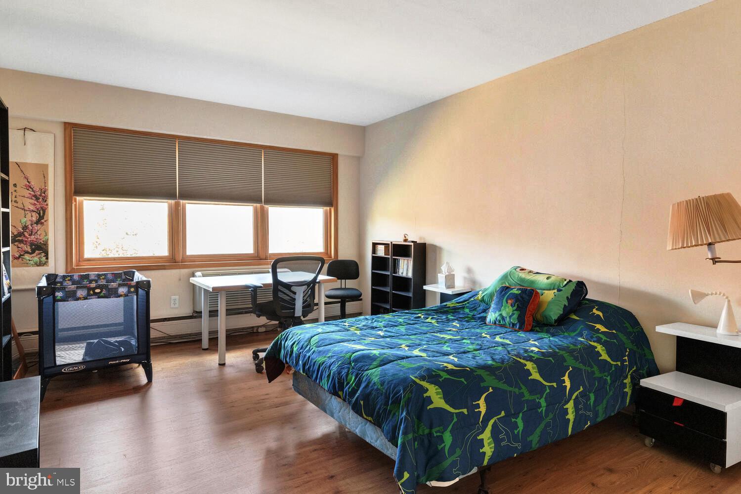 ELKINS PARK HOUSE - Residential