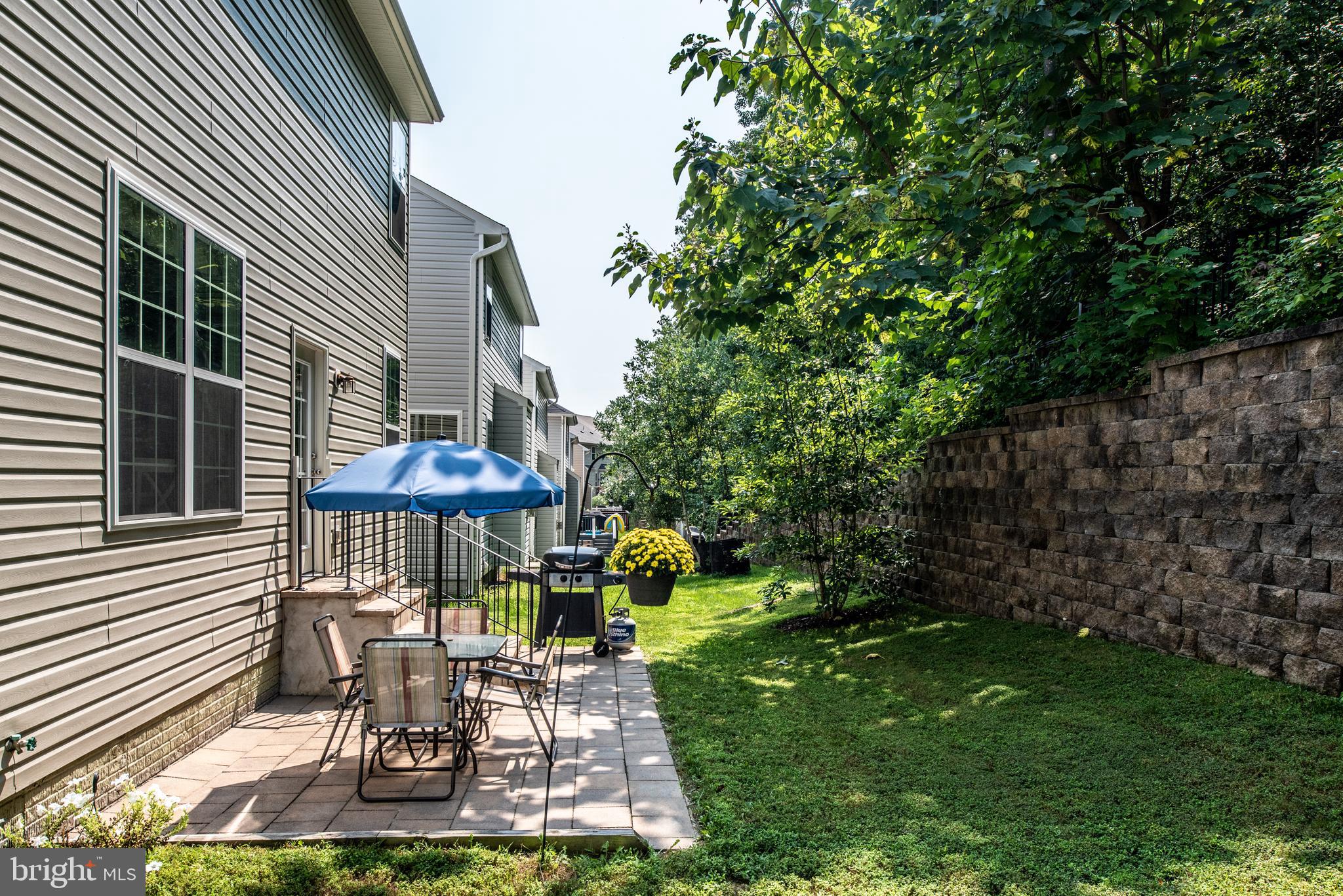 EAGLES POINTE - Residential