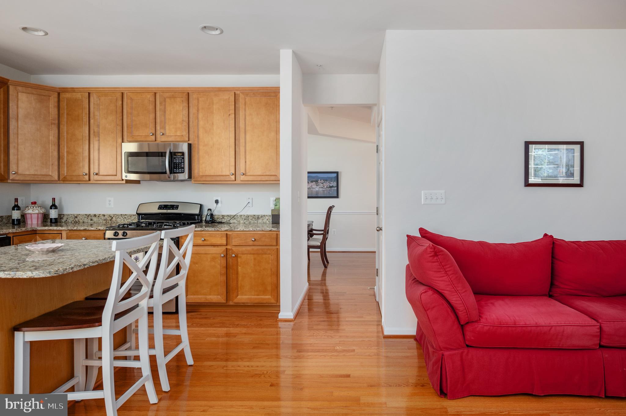 EAGLES POINTE - Residential