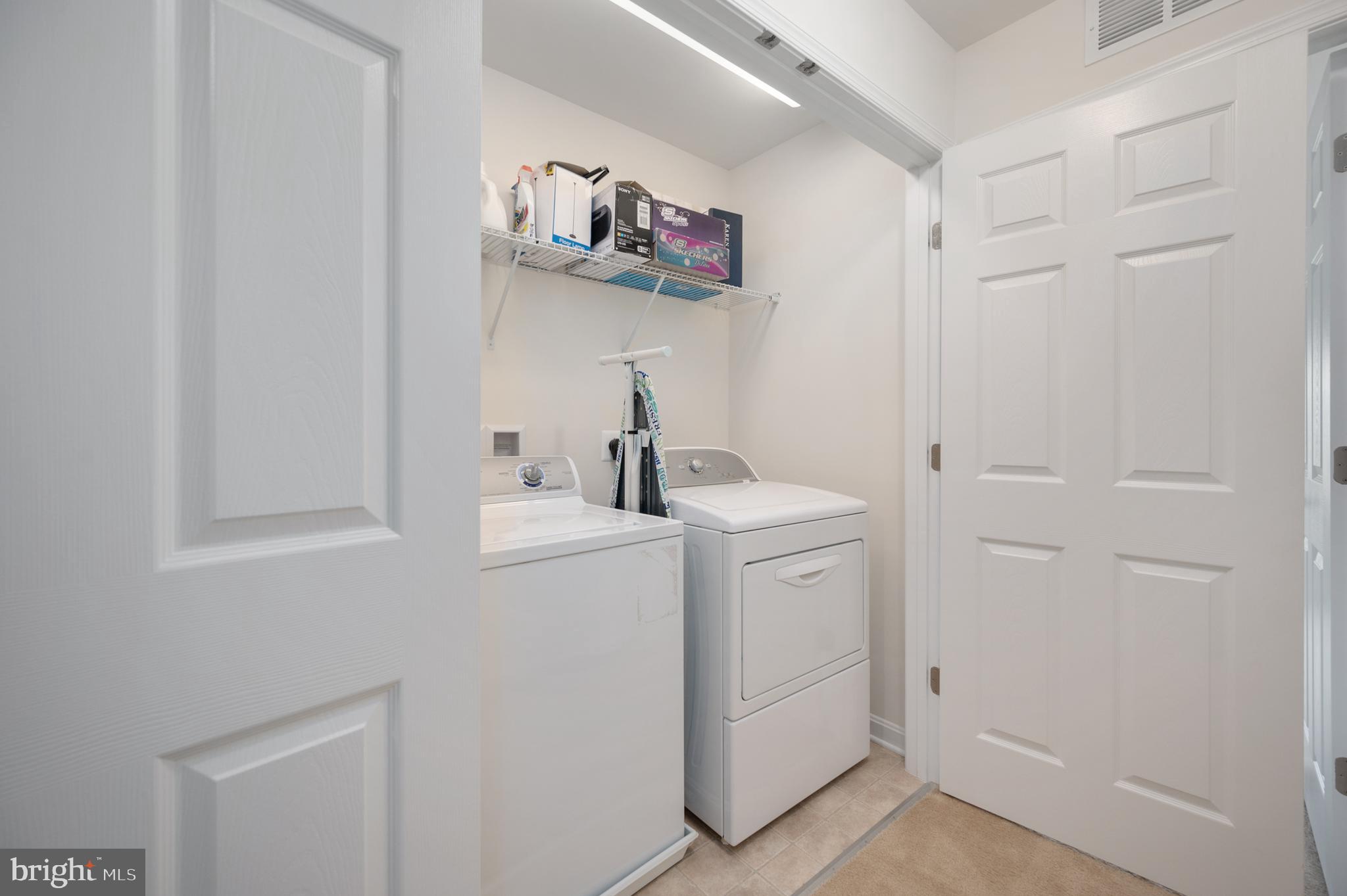 EAGLES POINTE - Residential