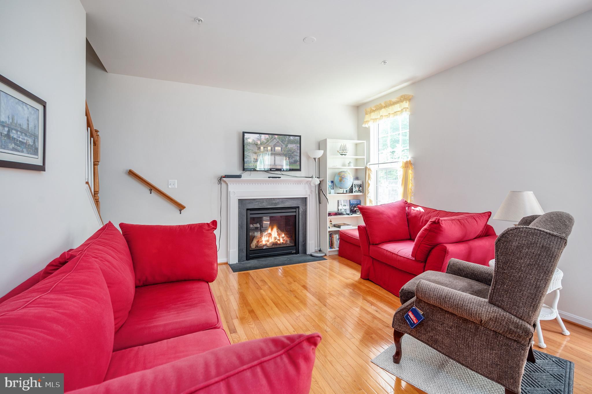 EAGLES POINTE - Residential