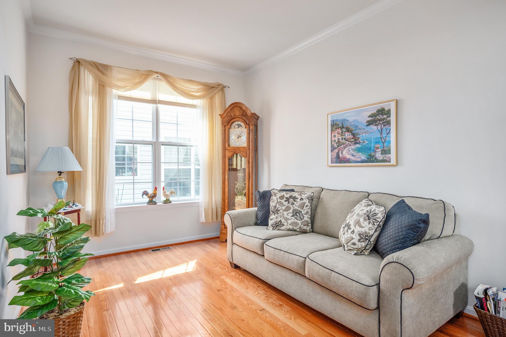 EAGLES POINTE - Residential