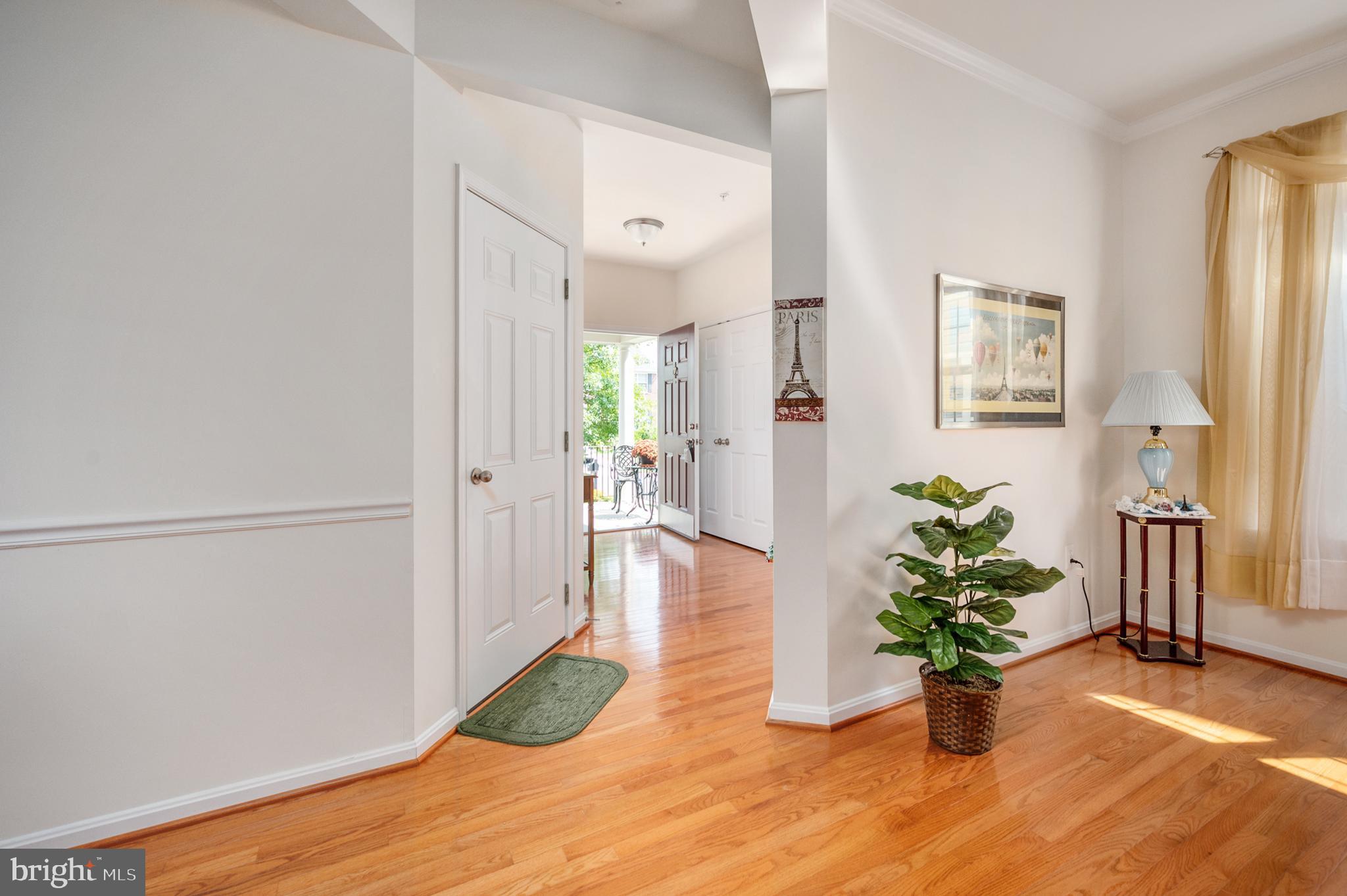 EAGLES POINTE - Residential