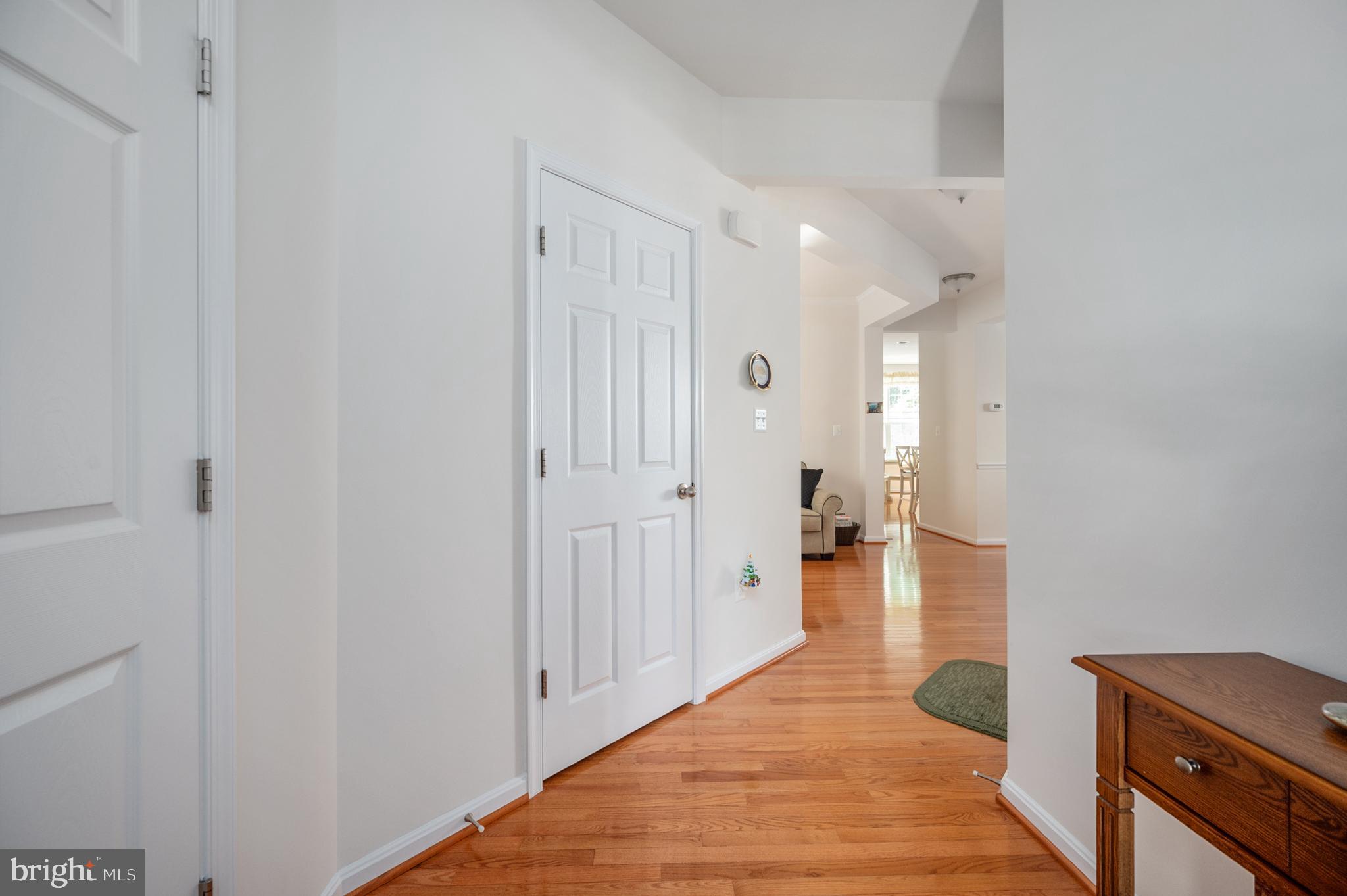 EAGLES POINTE - Residential