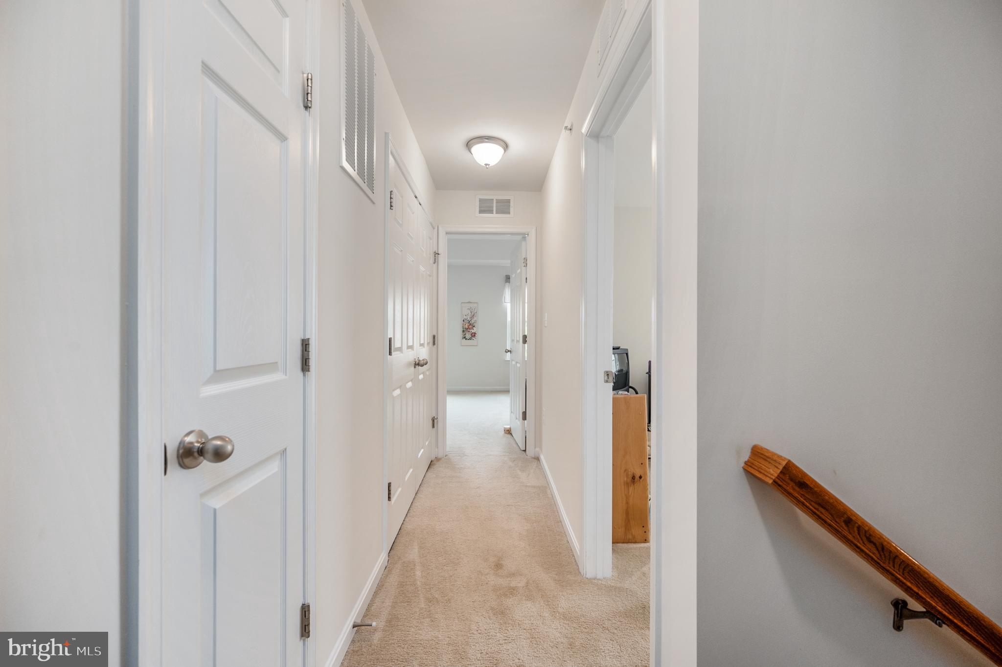 EAGLES POINTE - Residential