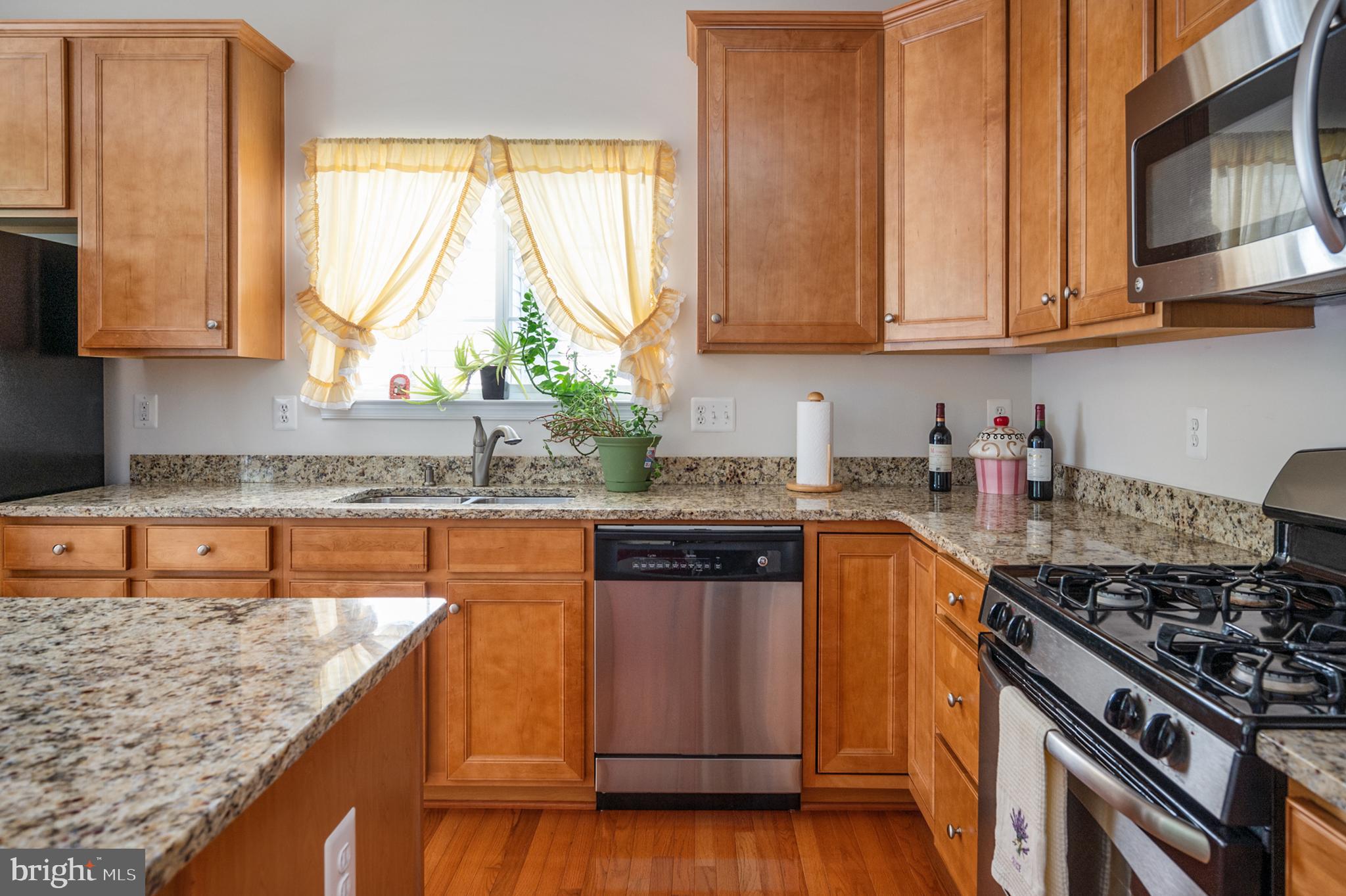 EAGLES POINTE - Residential