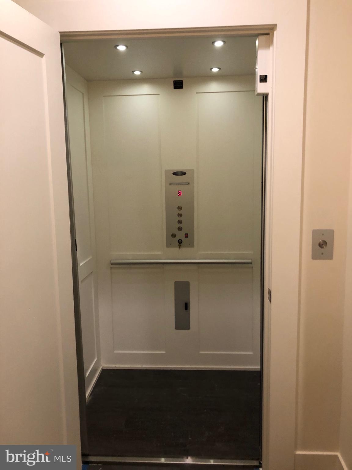 LITTLE FALLS PLACE - Residential Lease