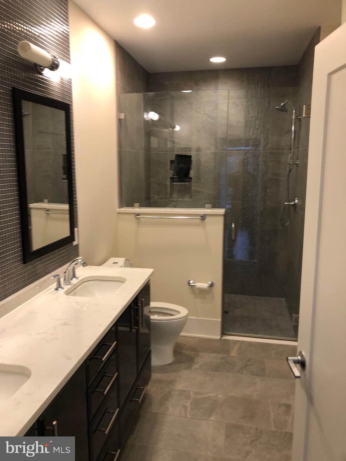 LITTLE FALLS PLACE - Residential Lease