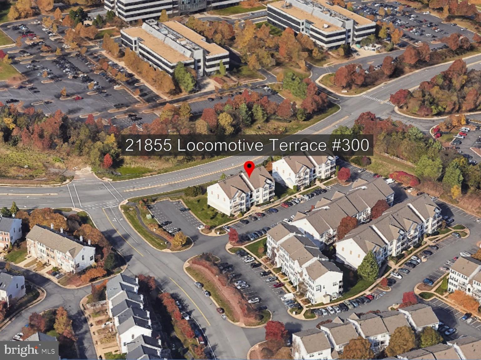 21855 LOCOMOTIVE TERRACE 300