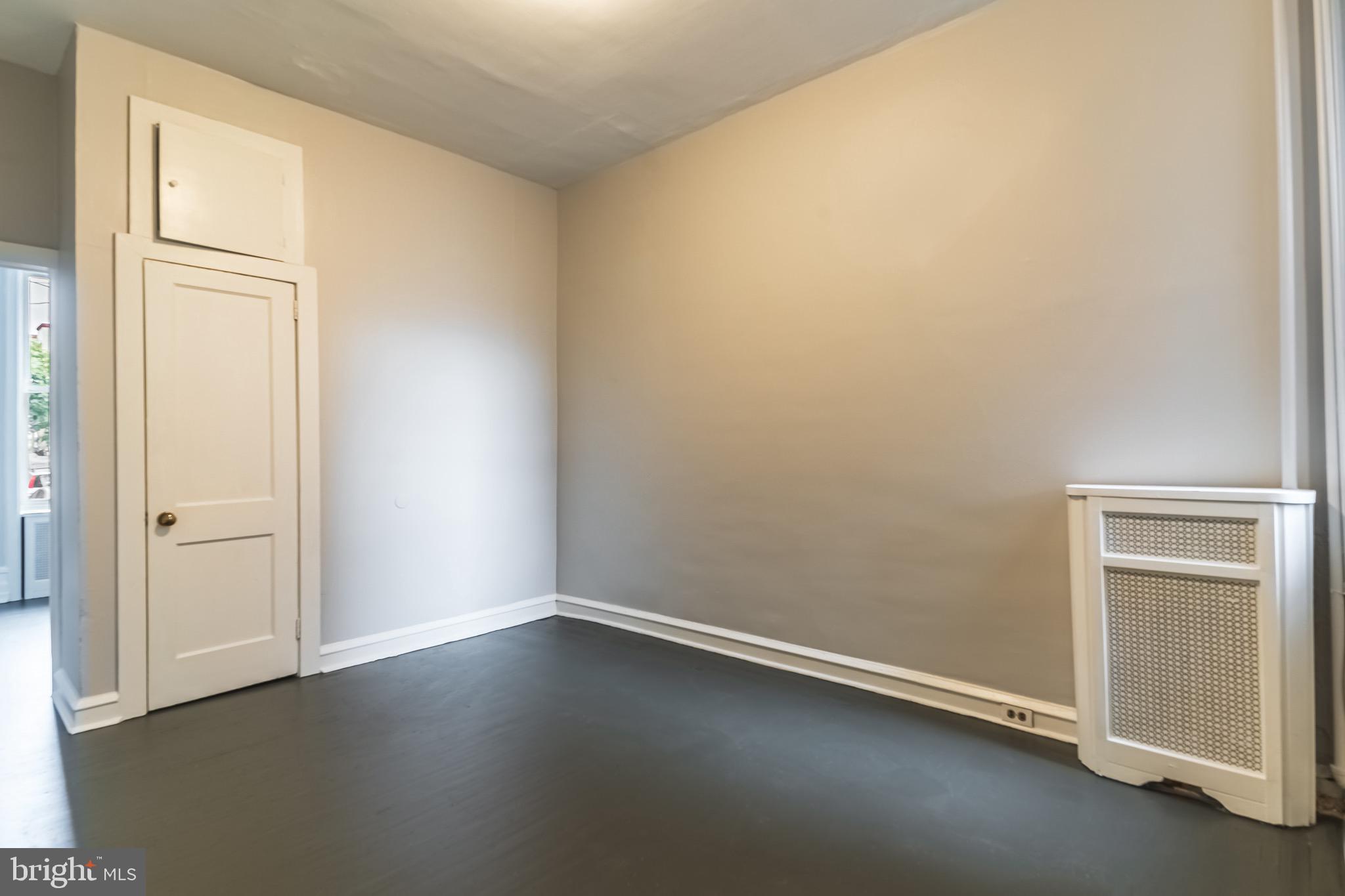 FAIRMOUNT - Residential Lease