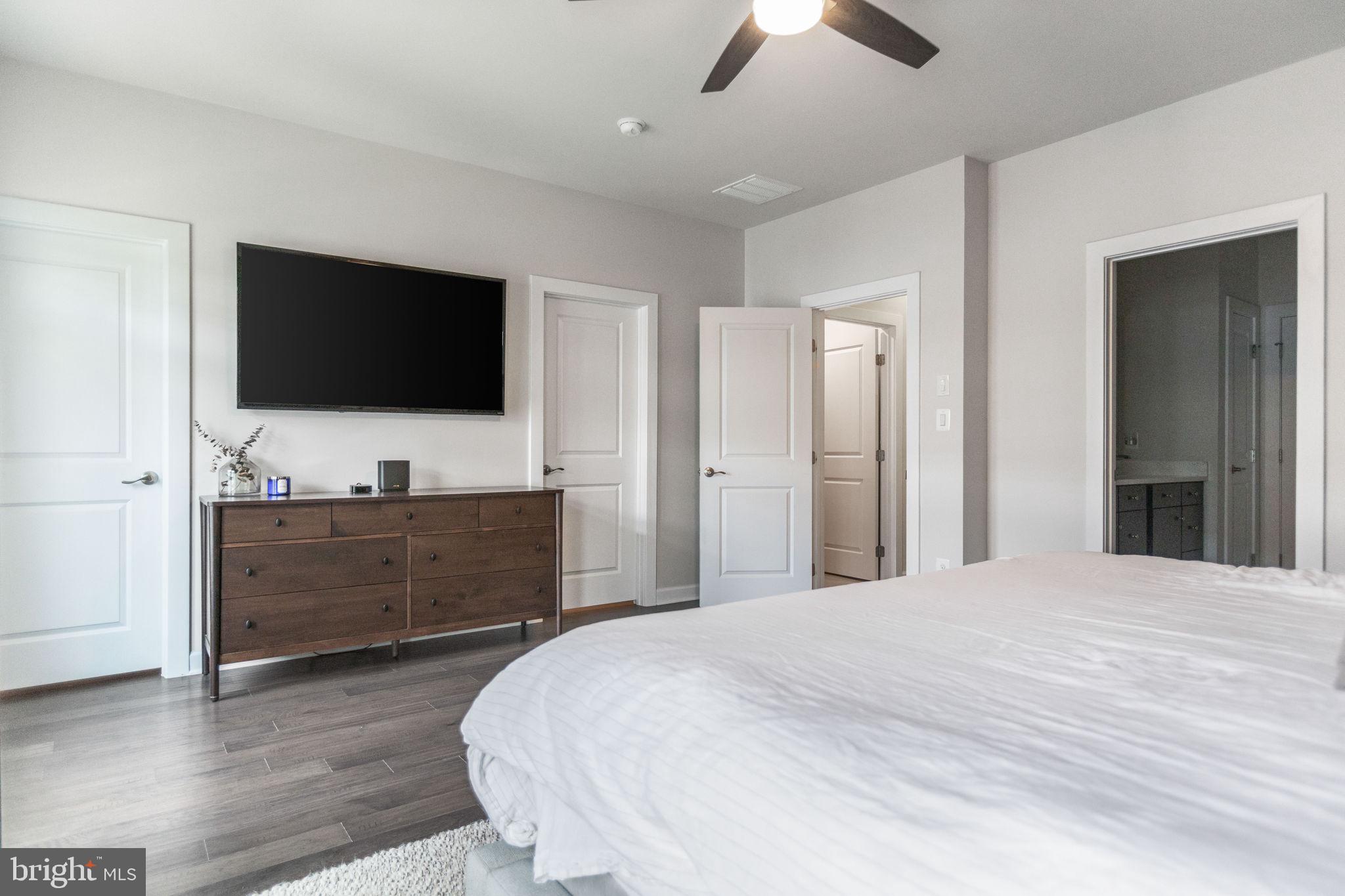 VILLAGE AT LEESBURG - Residential