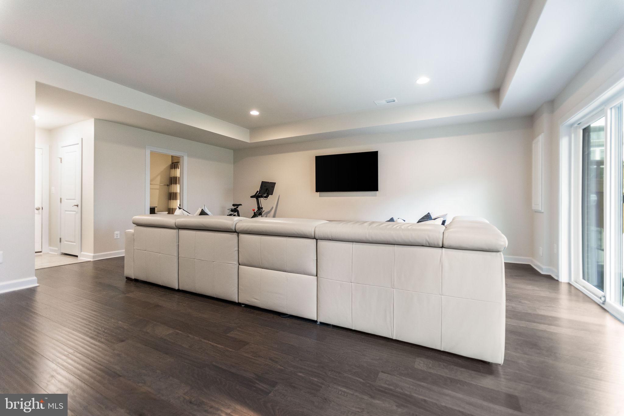 VILLAGE AT LEESBURG - Residential