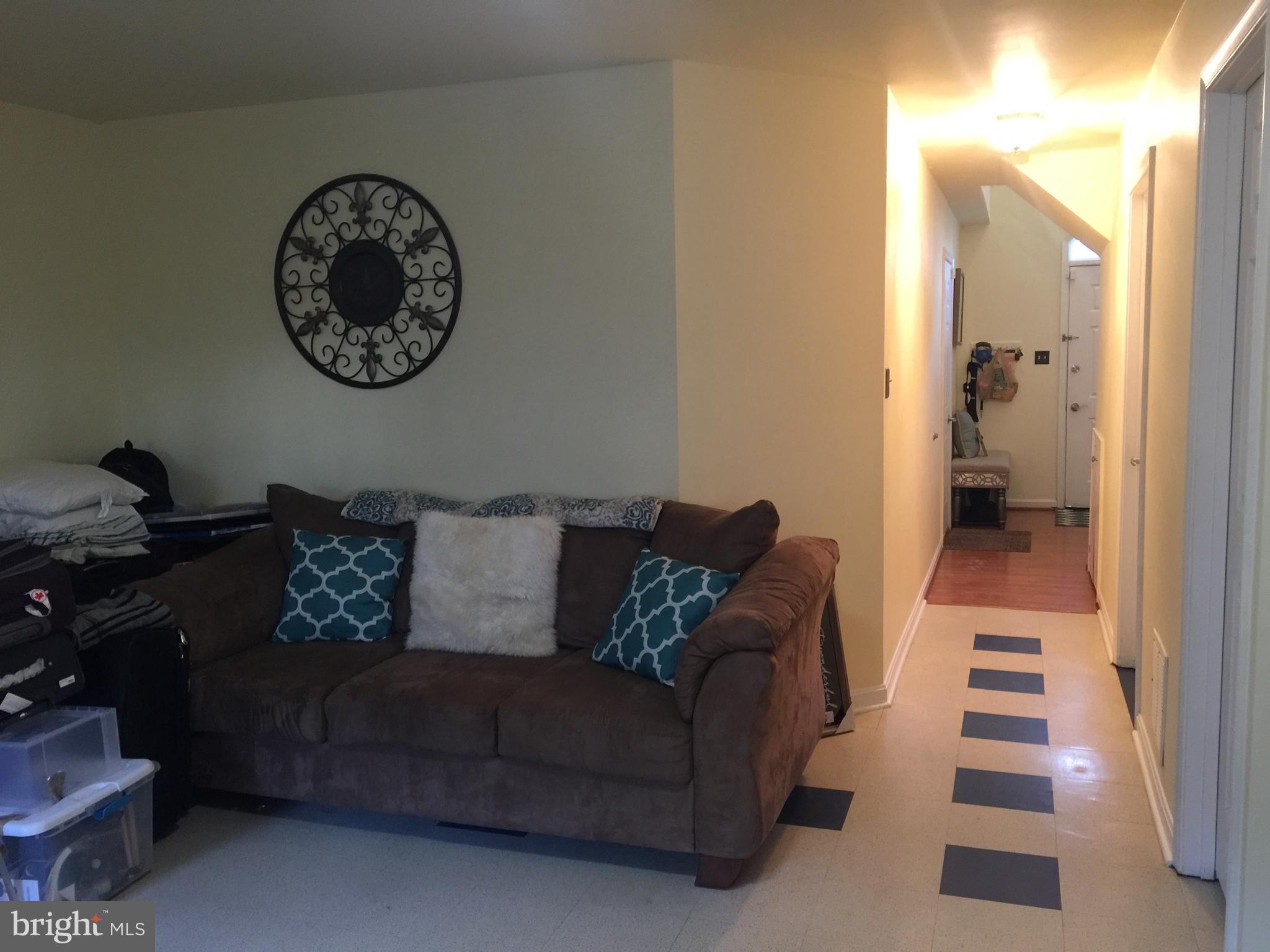 CENTRE RIDGE LAND BAY - Residential Lease