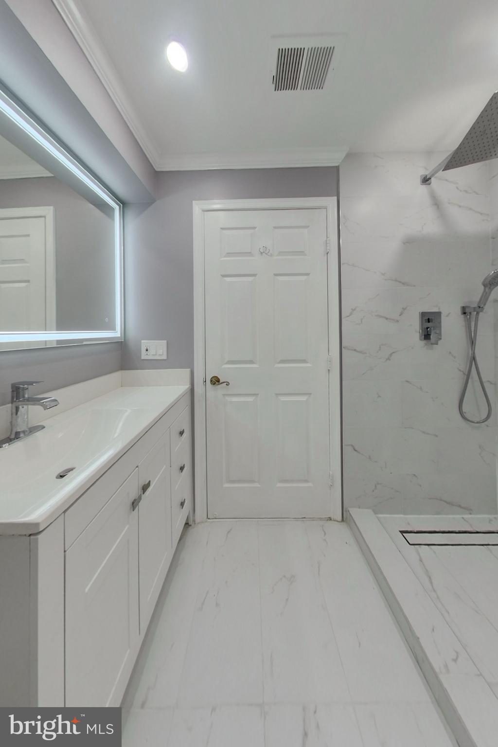 GREENBELT LAKE - Residential