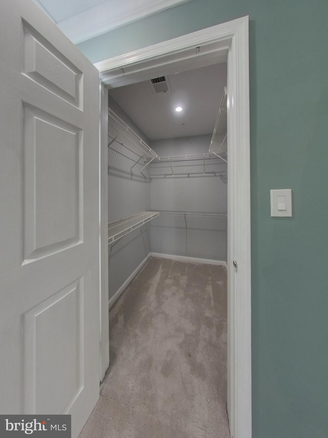 GREENBELT LAKE - Residential