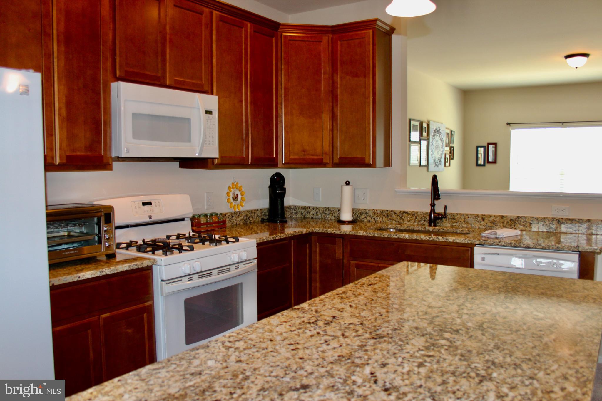 LAKESIDE - Residential