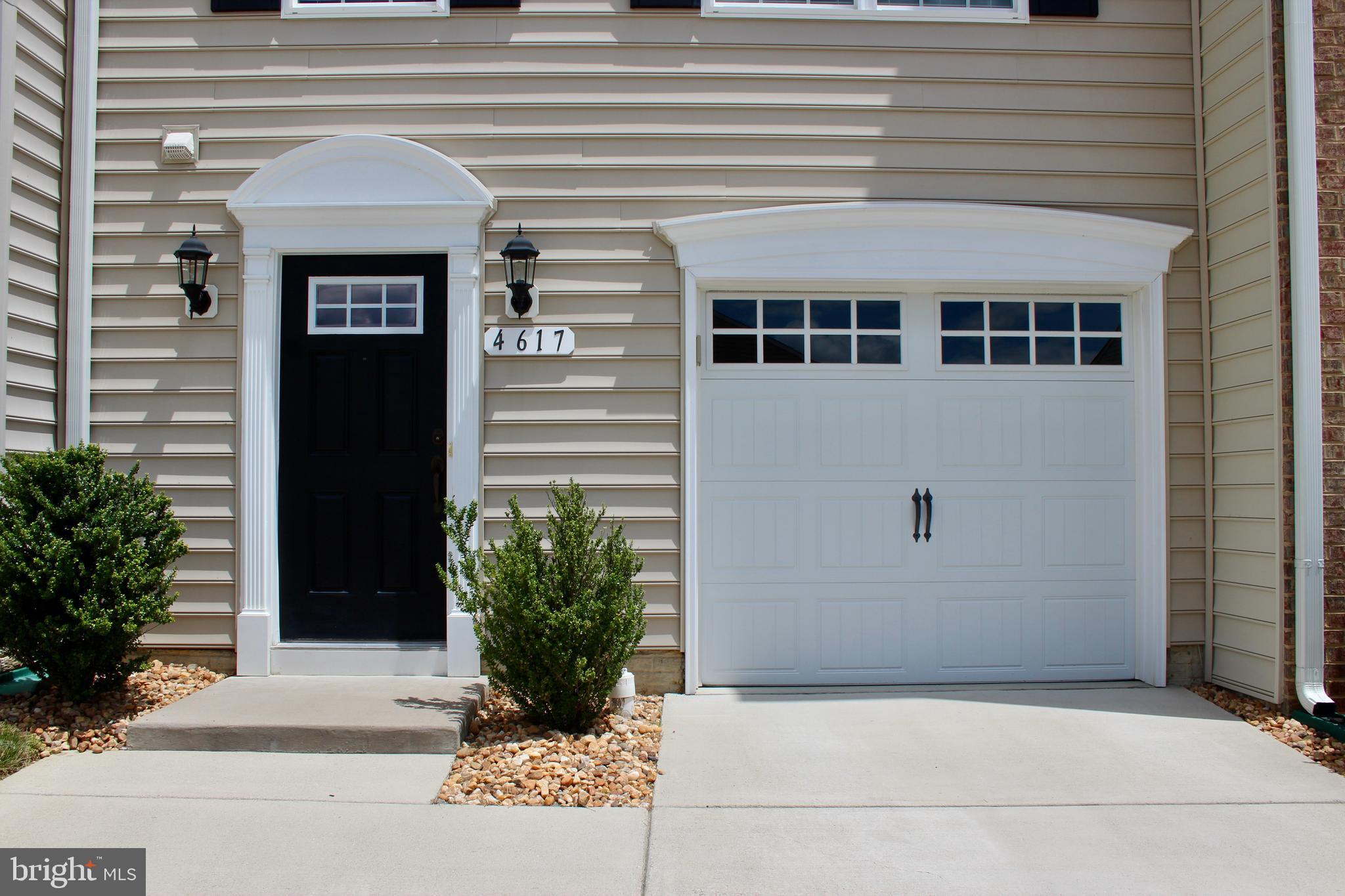 LAKESIDE - Residential