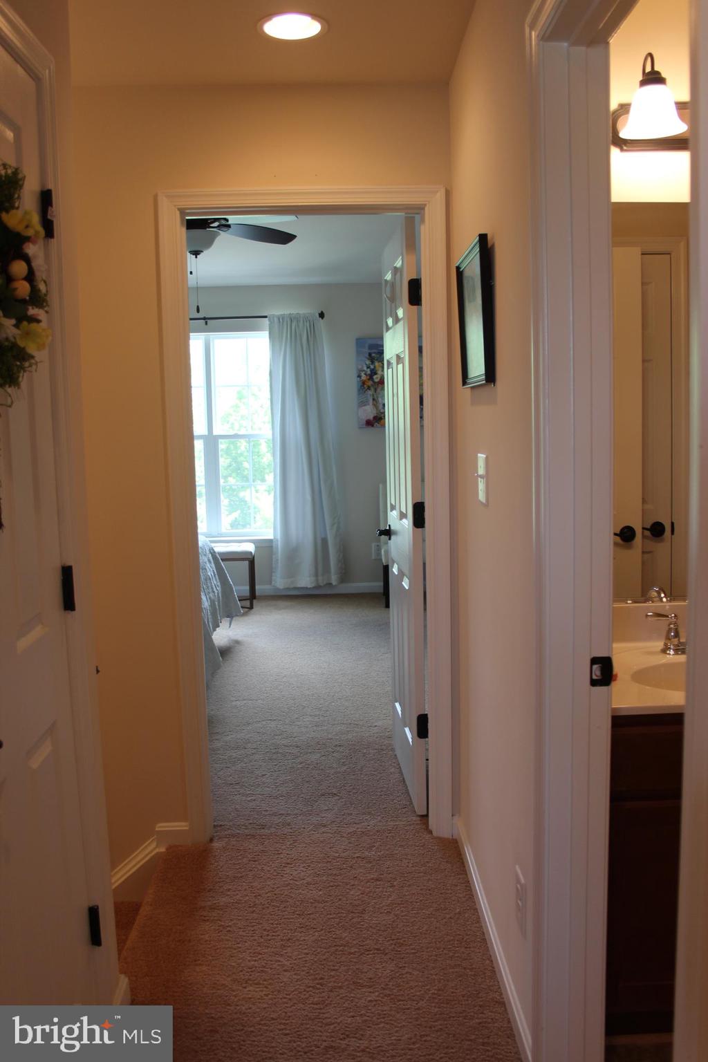 LAKESIDE - Residential