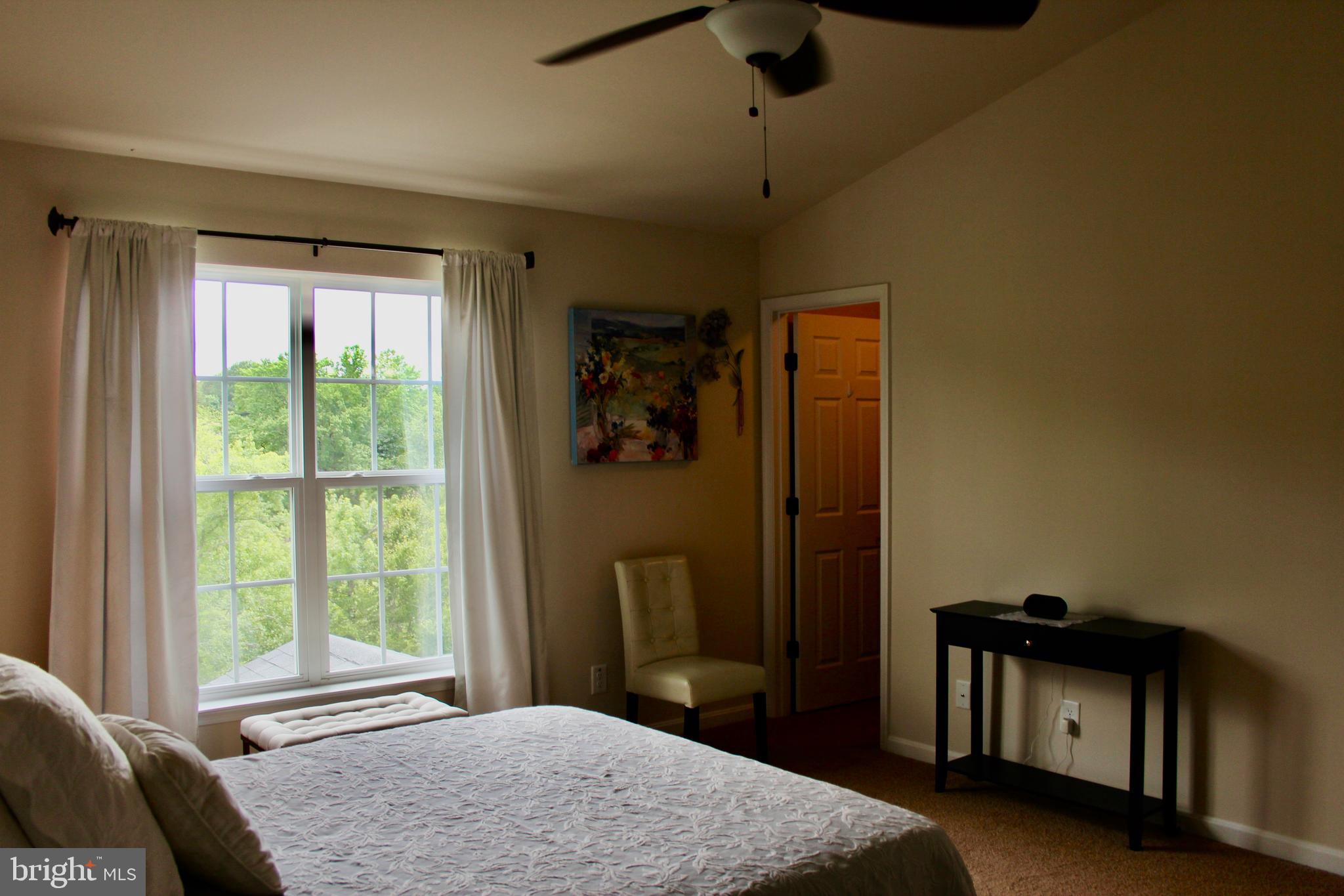 LAKESIDE - Residential