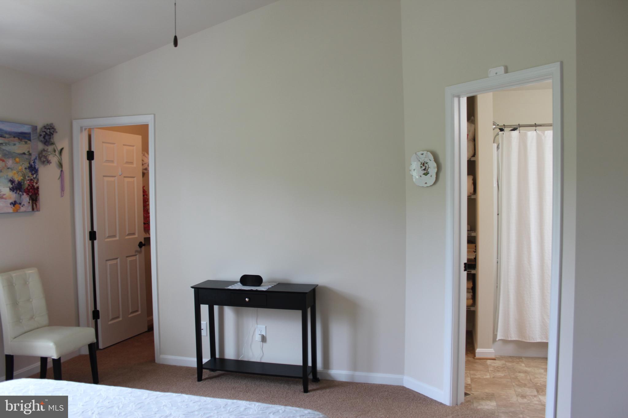 LAKESIDE - Residential