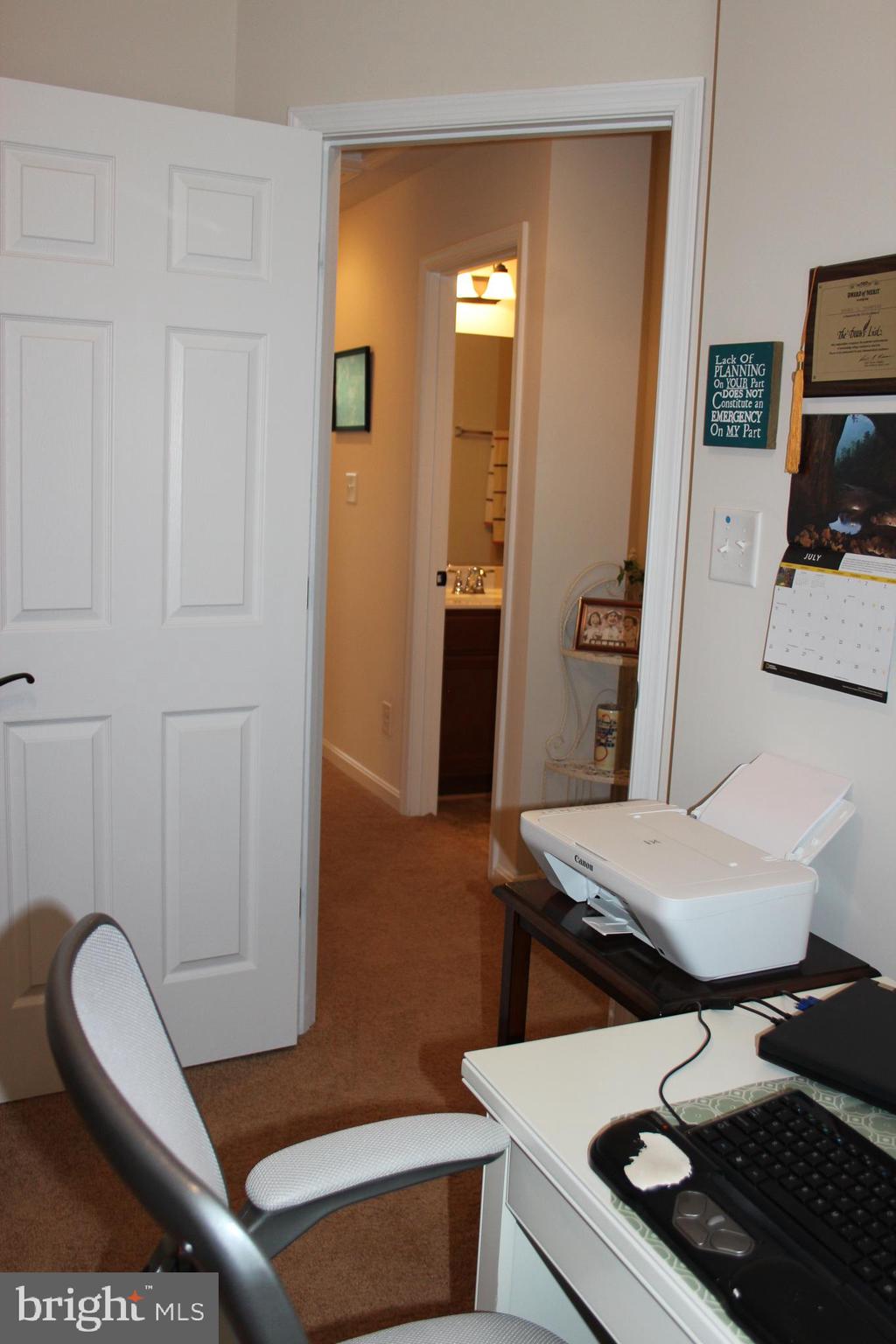 LAKESIDE - Residential