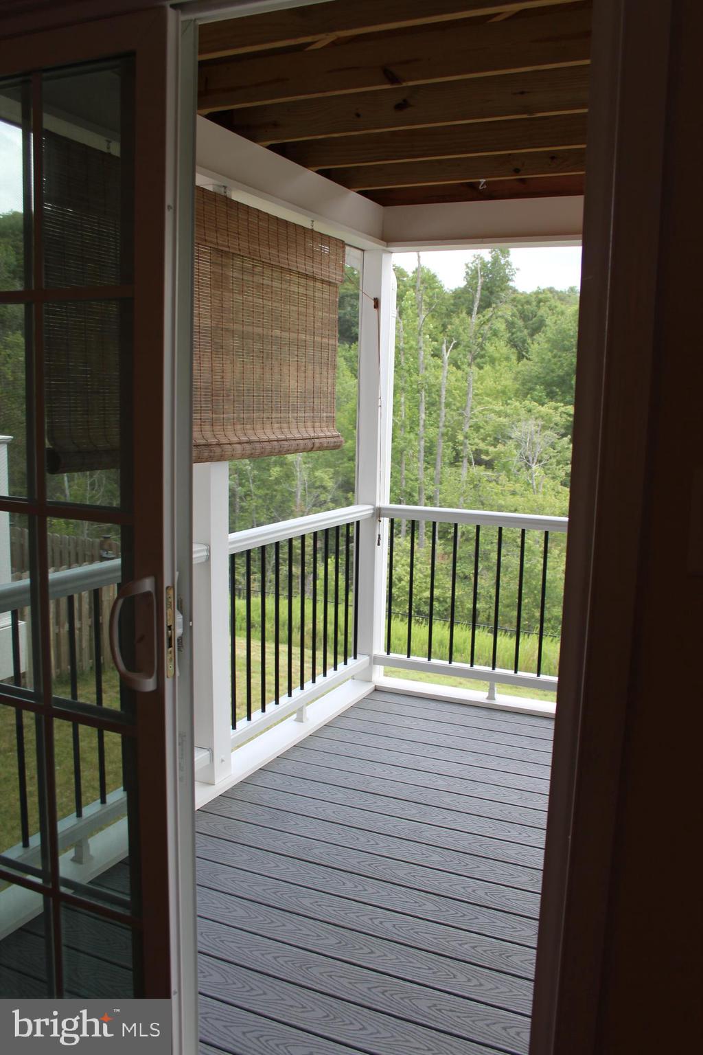 LAKESIDE - Residential