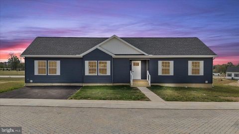 Homes For Sale - 3983 Hastings Road<br/> WALNUTPORT, PA 18088