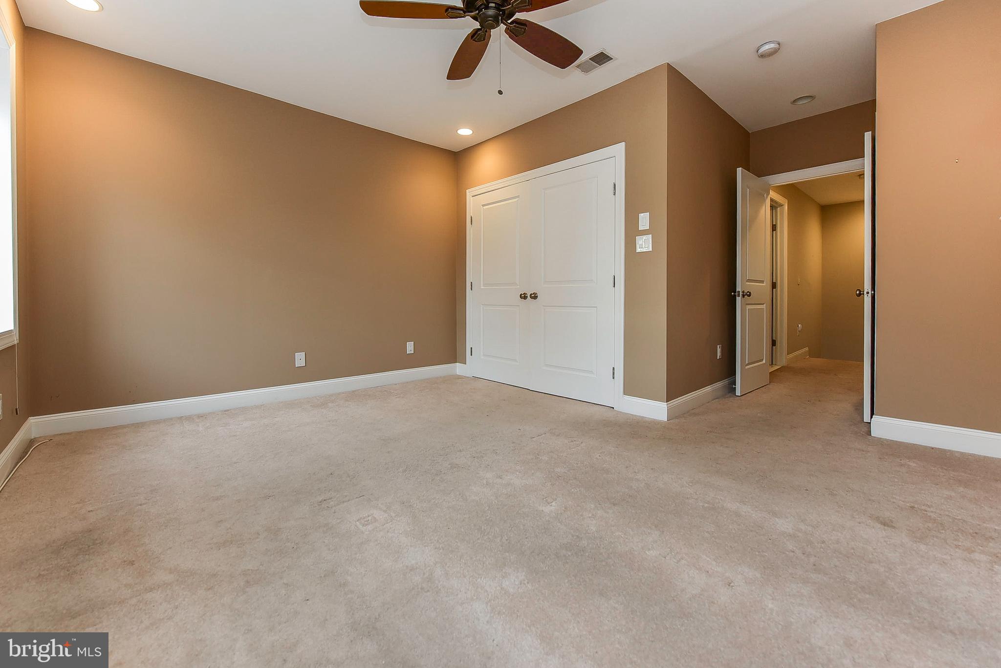 GRADUATE HOSPITAL - Residential Lease