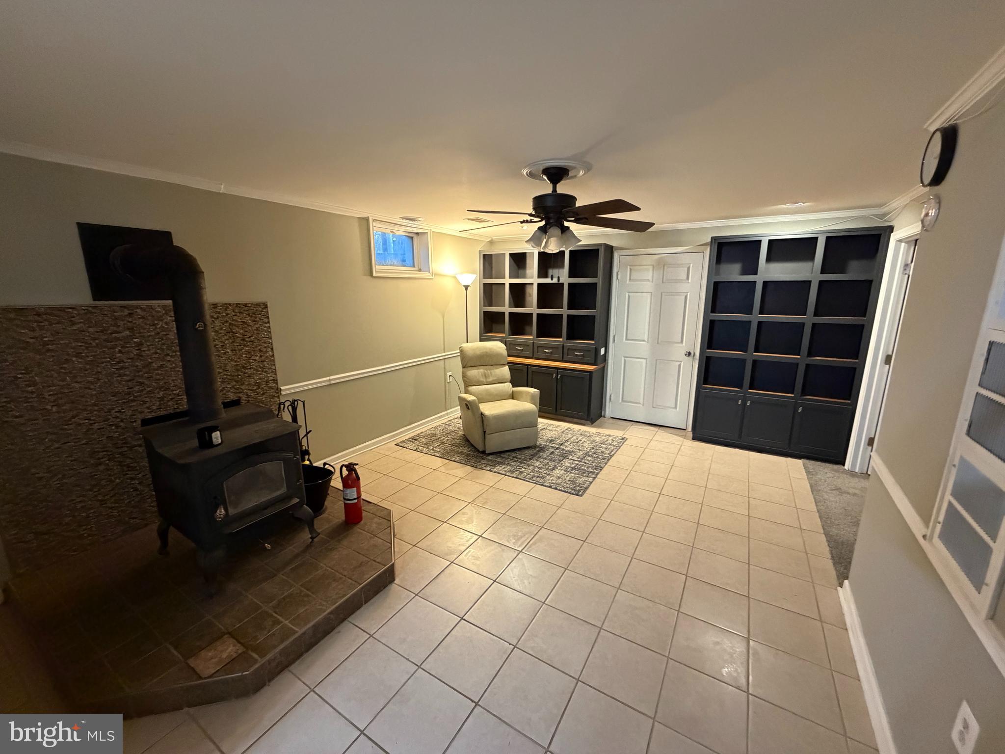 DOGWOOD MANOR - Residential Lease