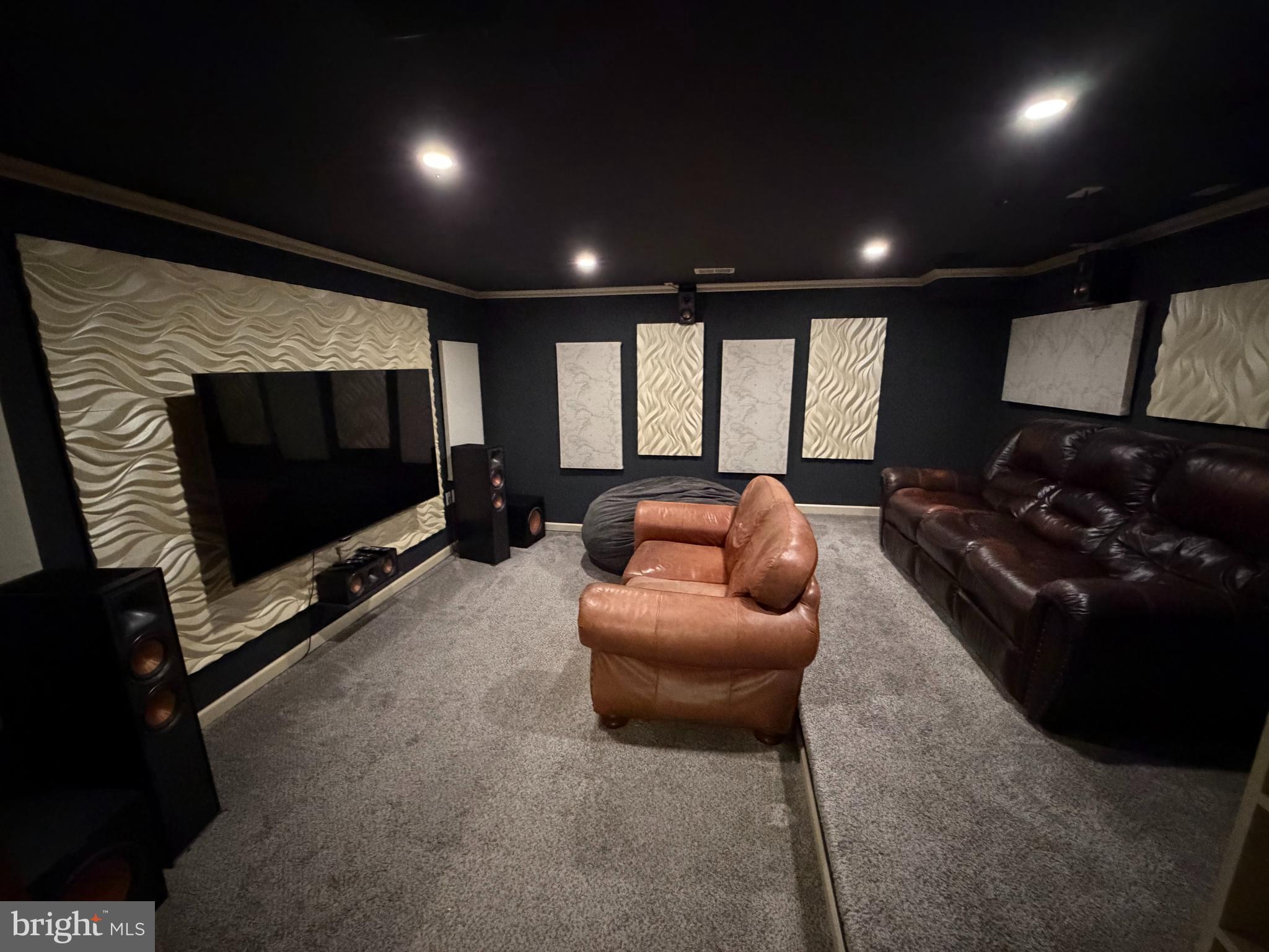 DOGWOOD MANOR - Residential Lease