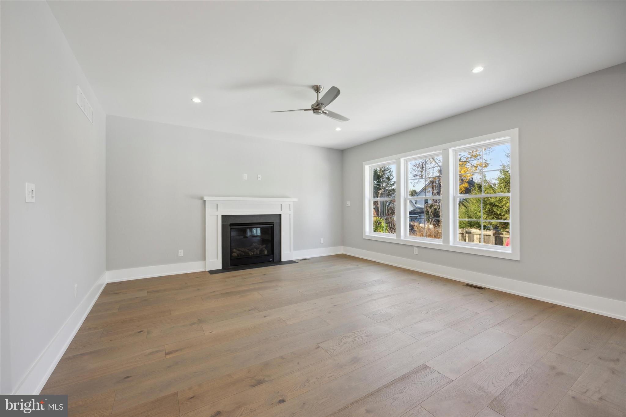 BROOKLINE - Residential