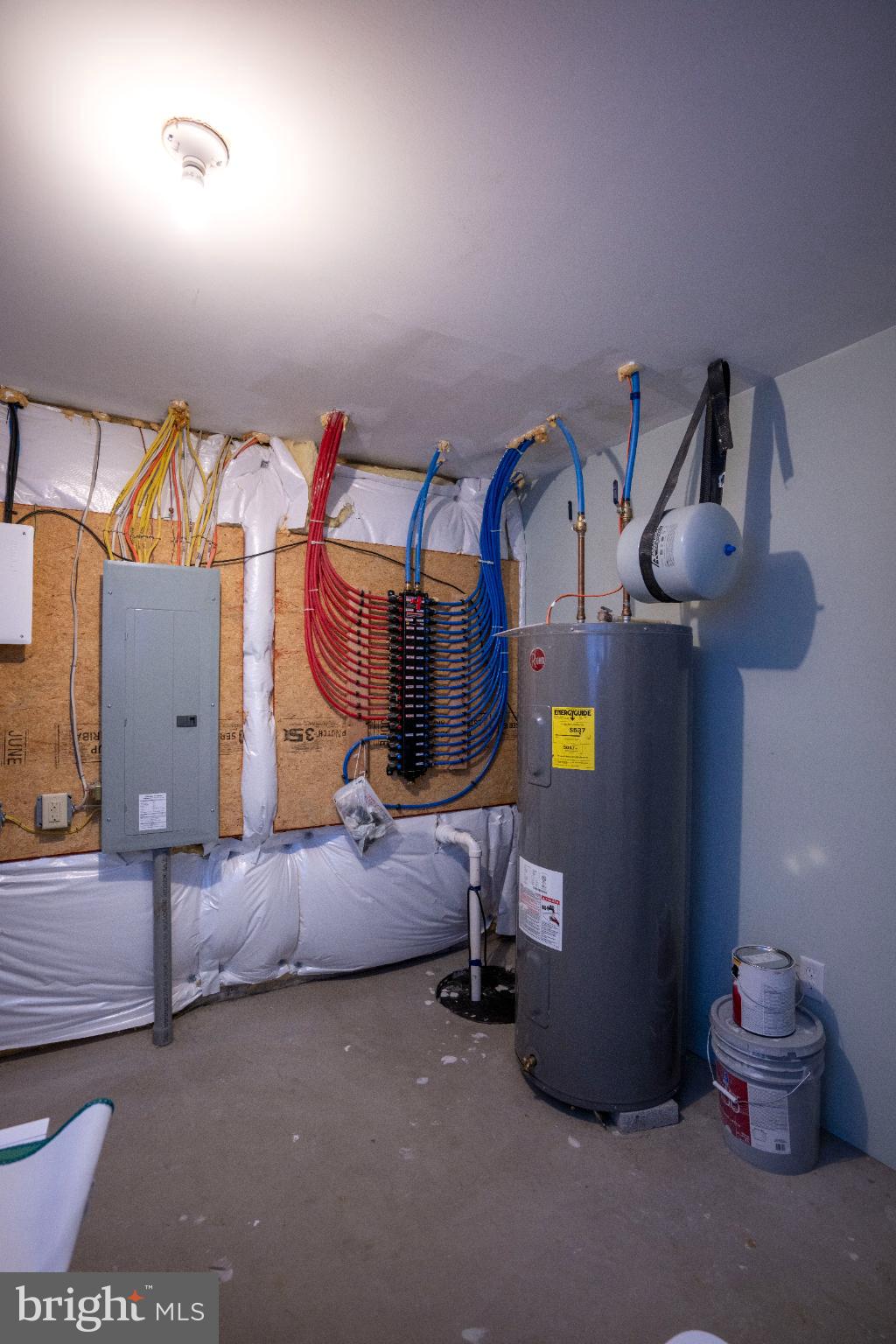 HUNTERS CHASE - Residential