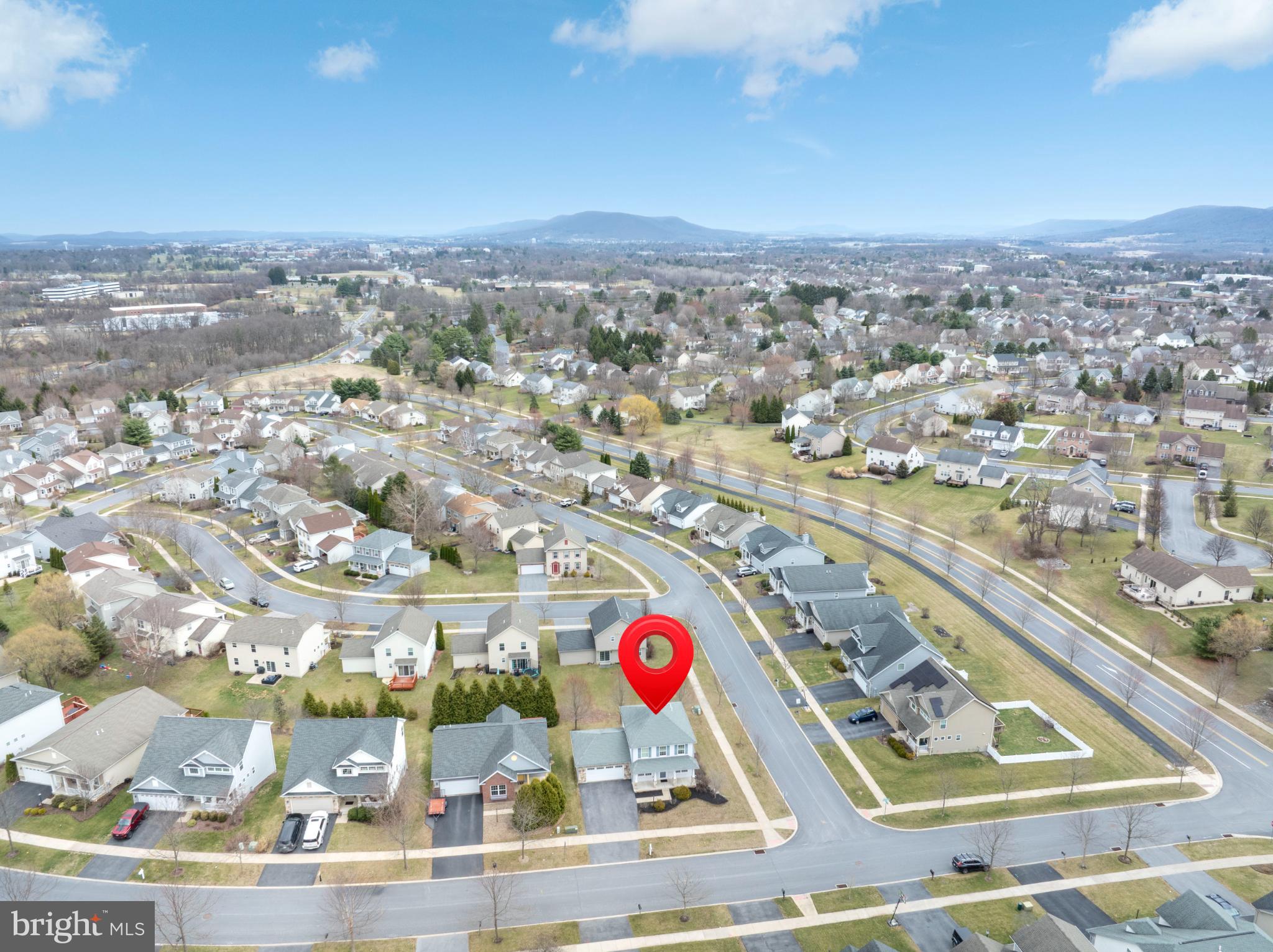 HUNTERS CHASE - Residential