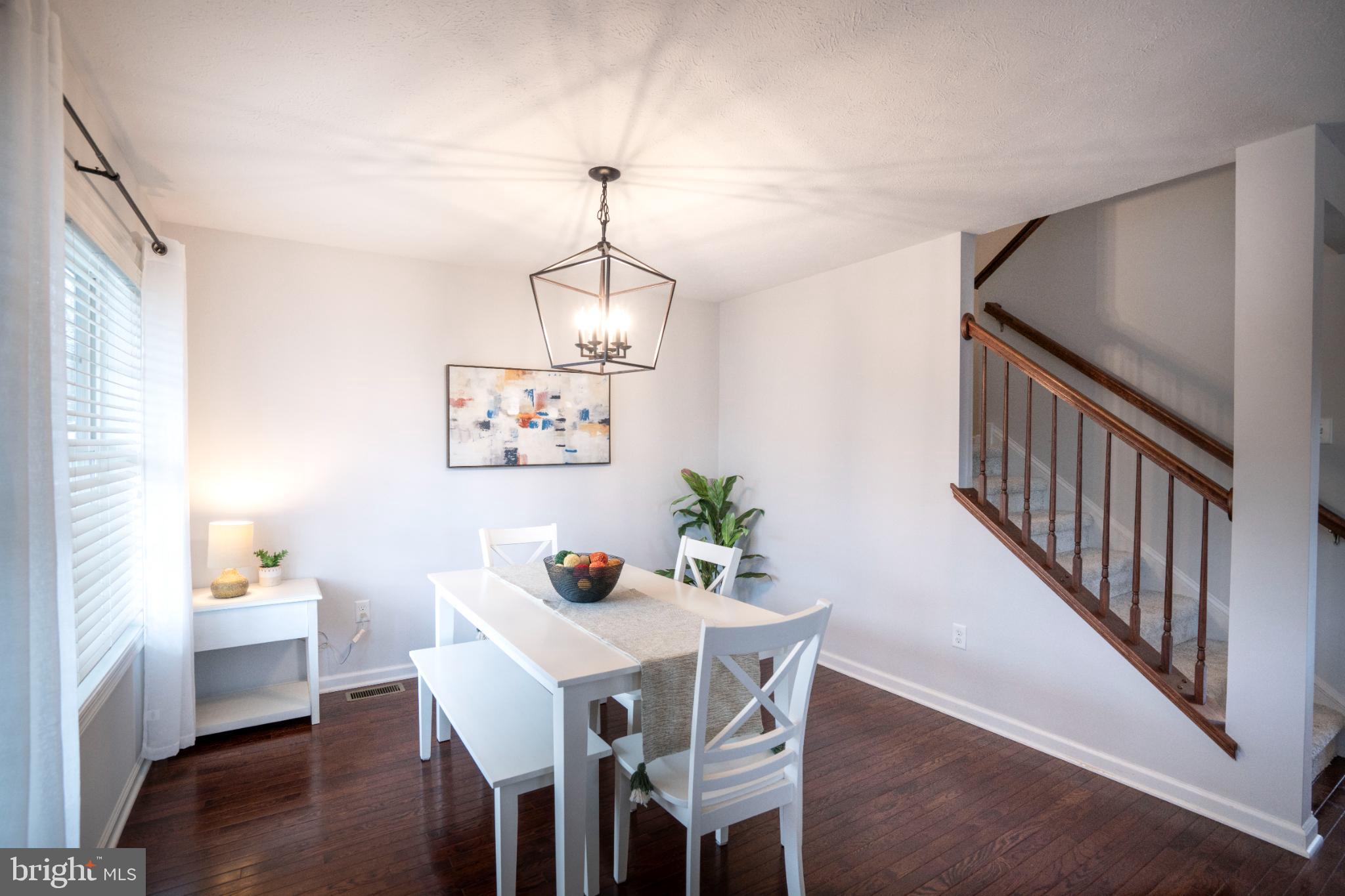 HUNTERS CHASE - Residential