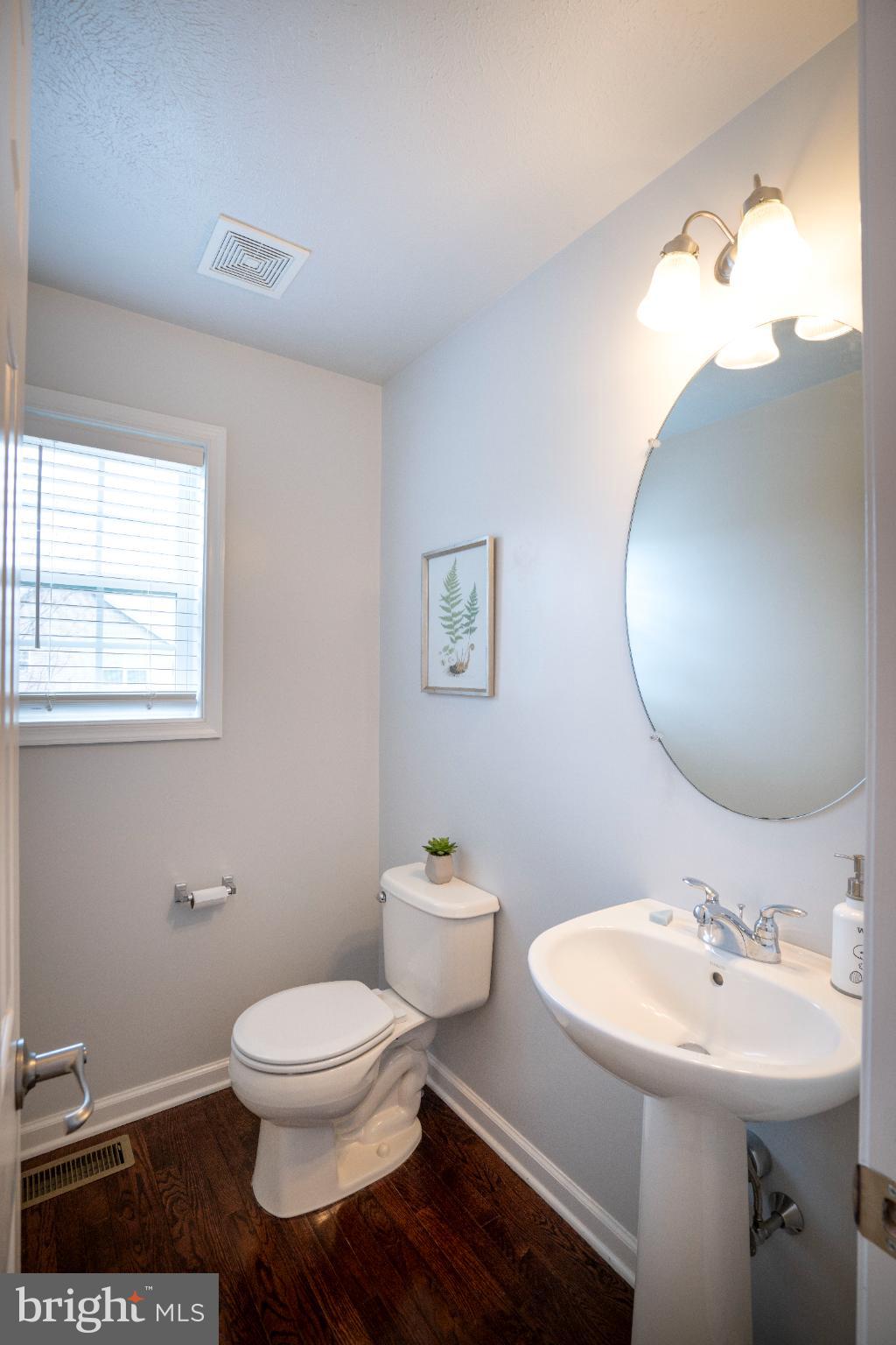 HUNTERS CHASE - Residential